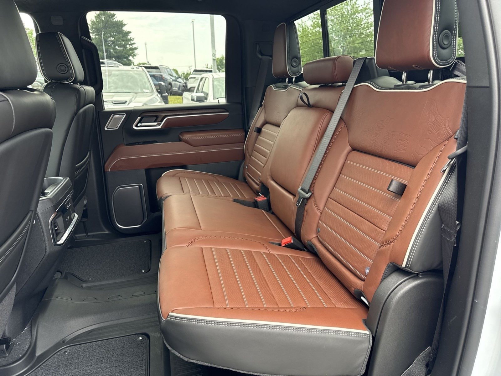 2026 GMC Sierra 2500HD Denali Ultimate - Photo 18