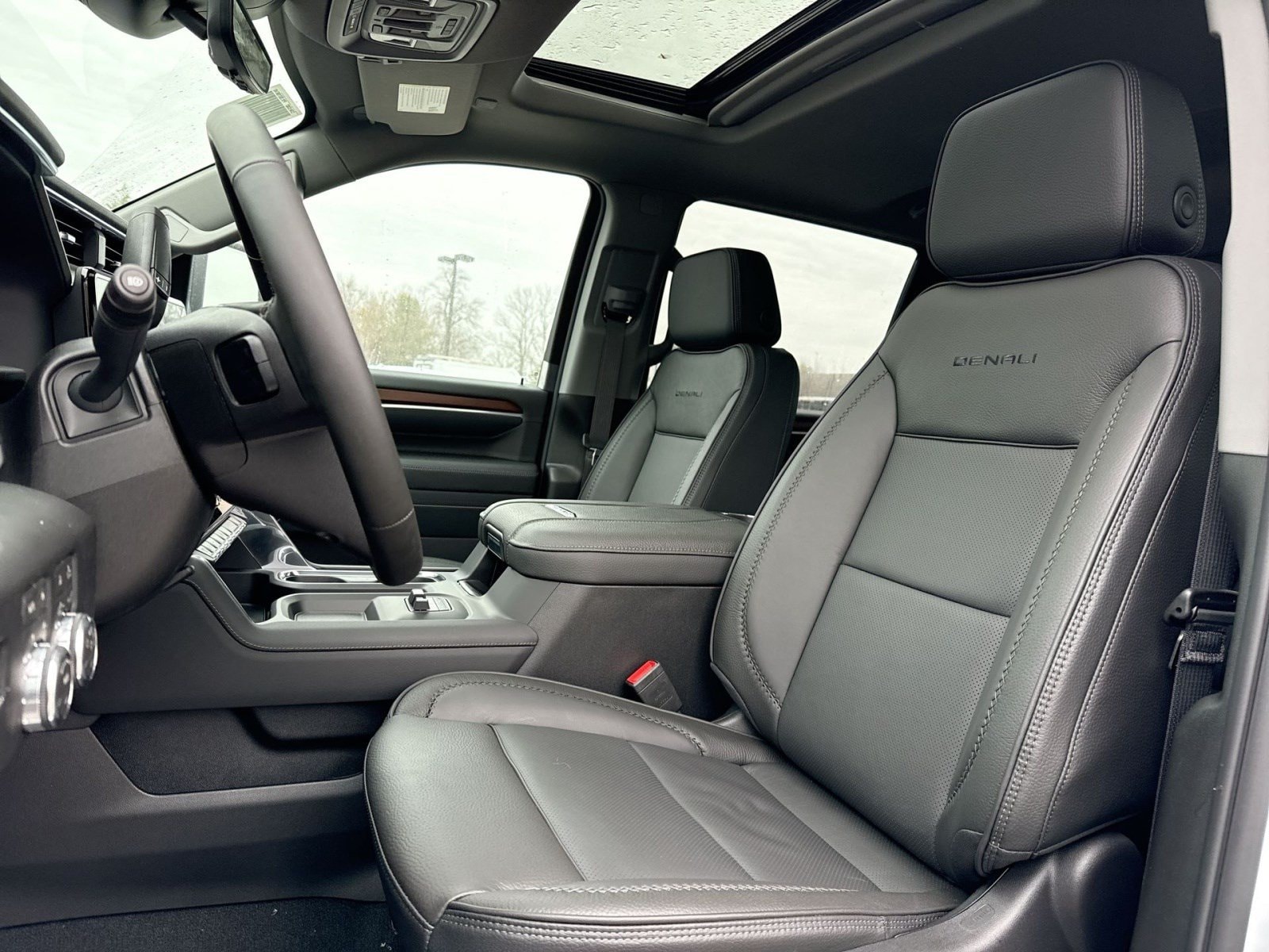 2026 GMC Sierra 2500HD Denali - Photo 10