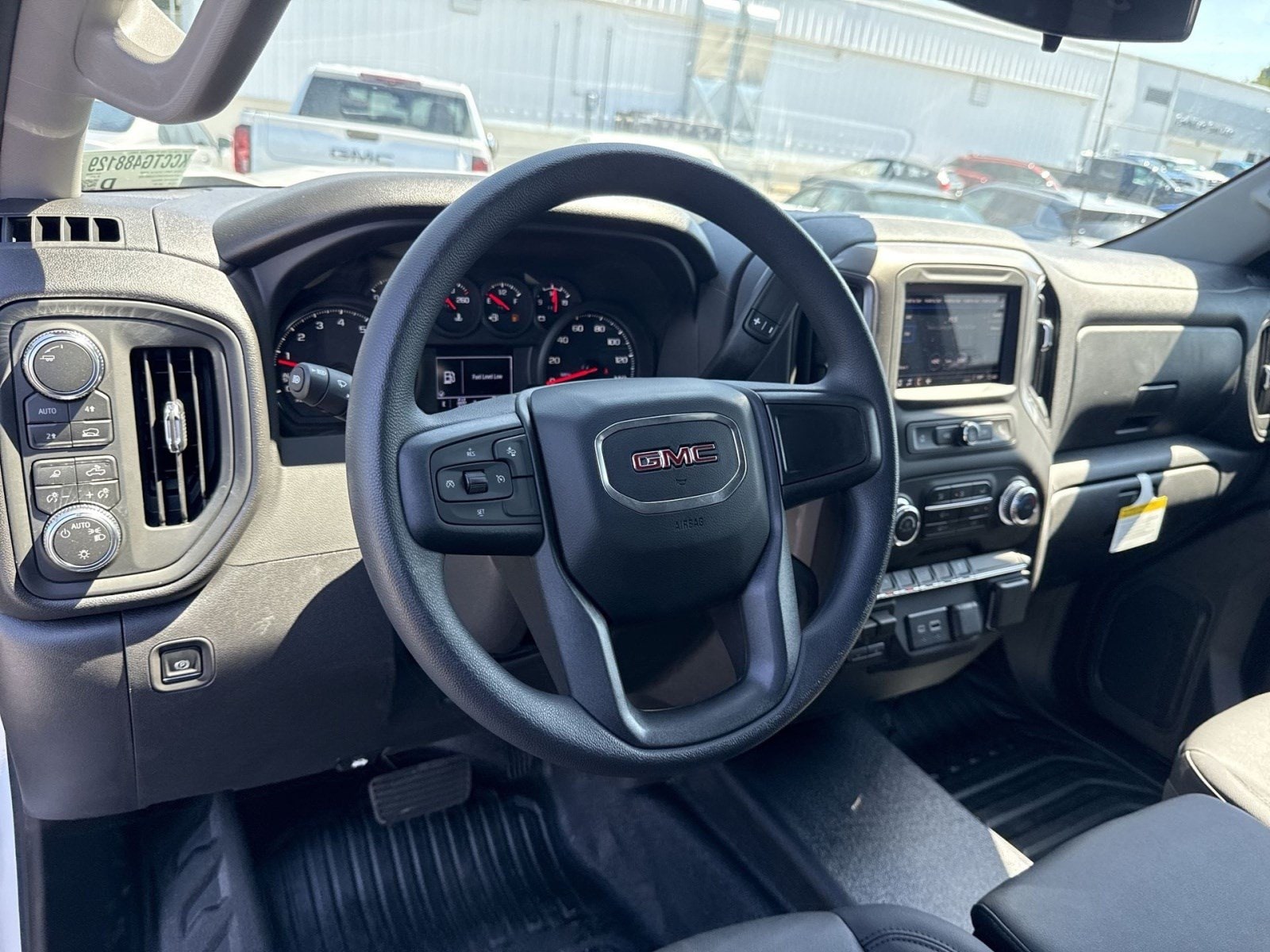 2026 GMC Sierra 1500 Pro - Photo 10