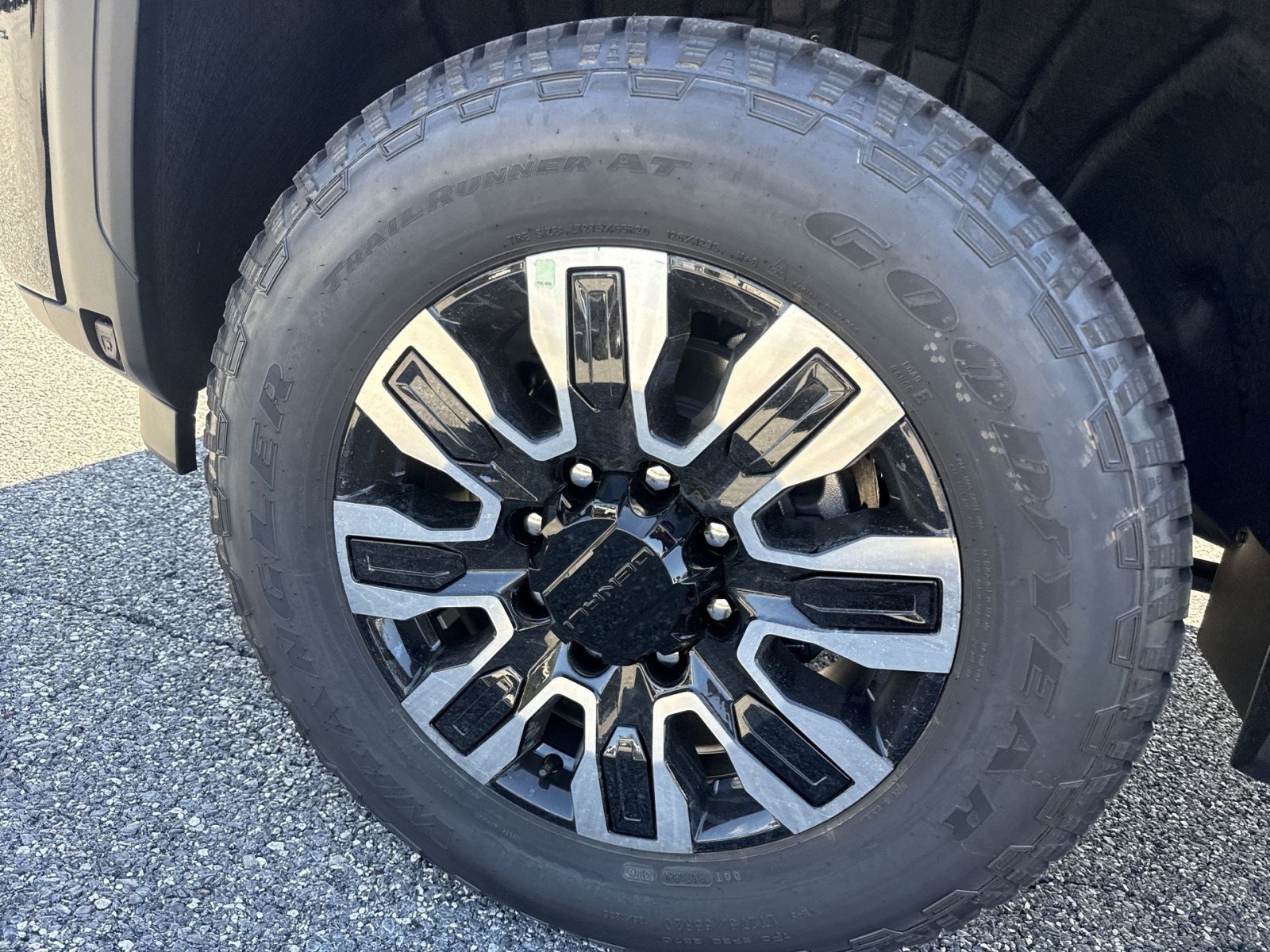 2026 GMC Sierra 2500HD Denali Ultimate - Photo 6