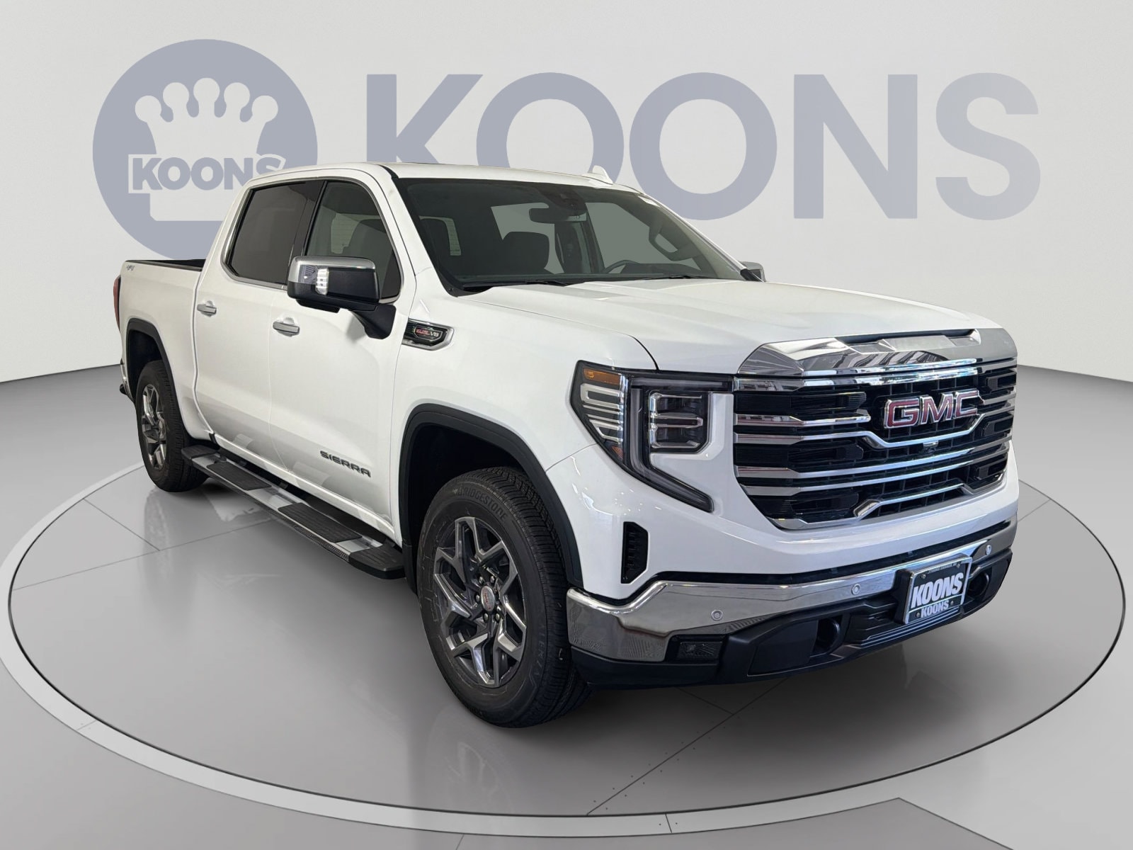 2026 GMC Sierra 1500 SLT - Photo 7