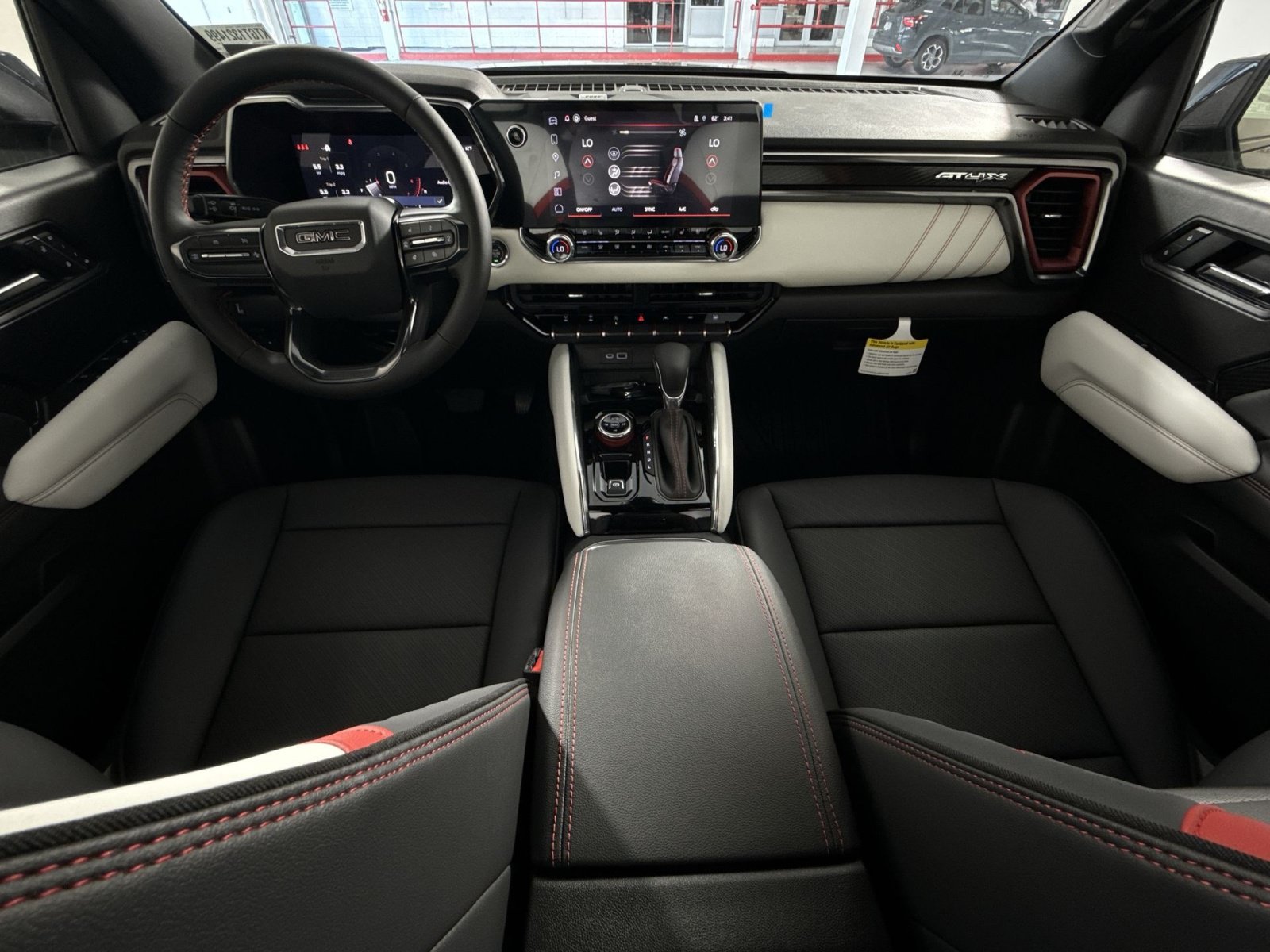 2026 GMC Canyon AT4X - Photo 20
