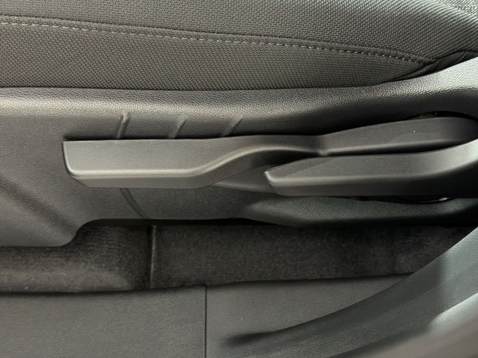 2027 GMC Terrain Elevation - Photo 11