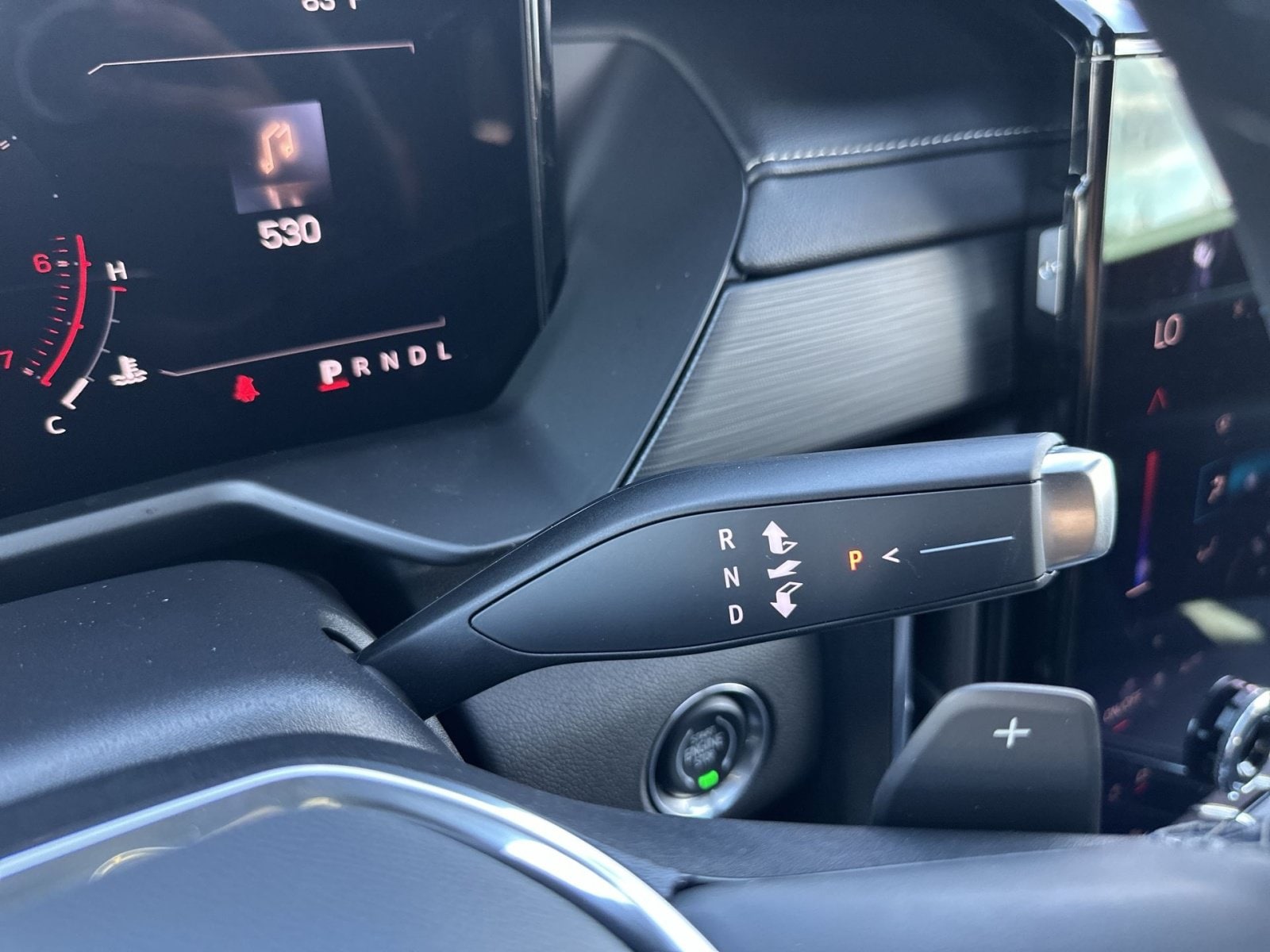 2027 GMC Acadia Elevation - Photo 18