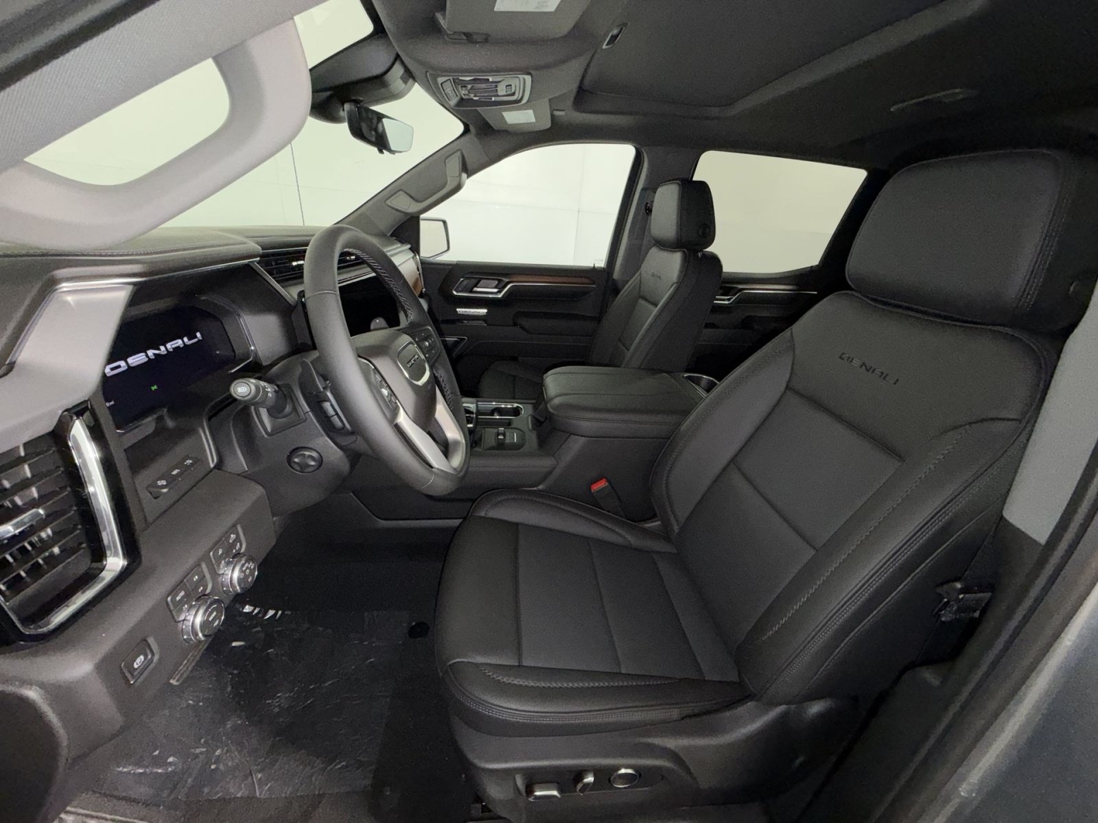 2026 GMC Sierra 1500 Denali - Photo 10