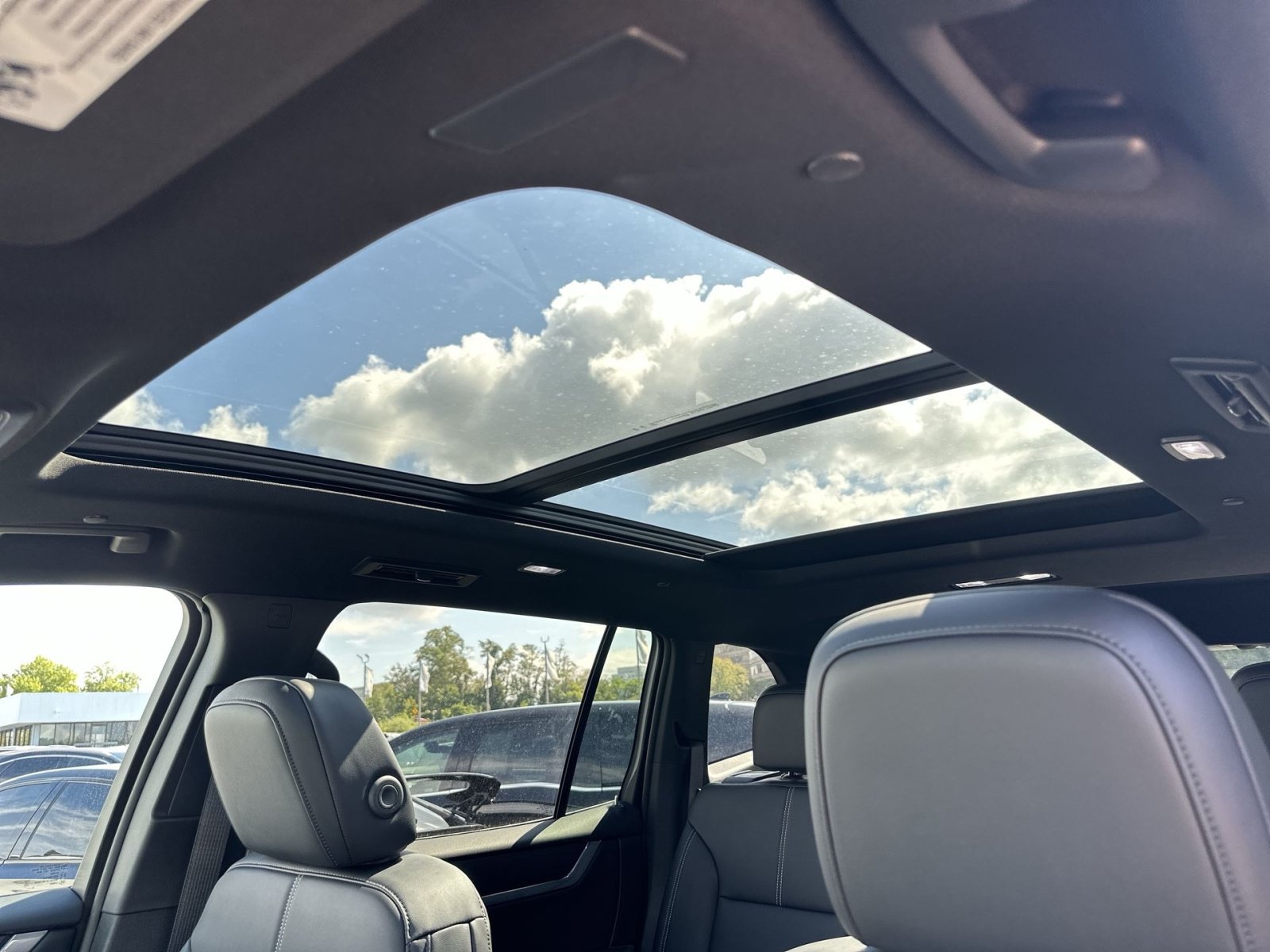 2027 GMC Acadia Elevation - Photo 20