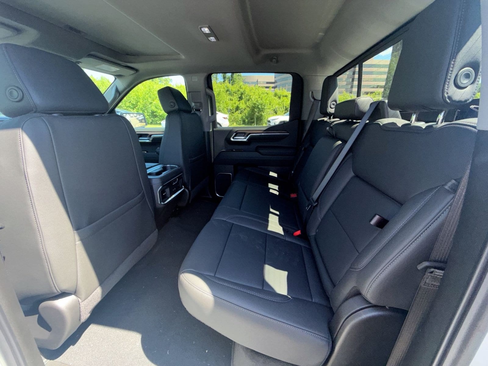 2026 GMC Sierra 1500 SLT - Photo 22