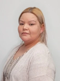 Staff member Claudia Calderon from ID_47f247