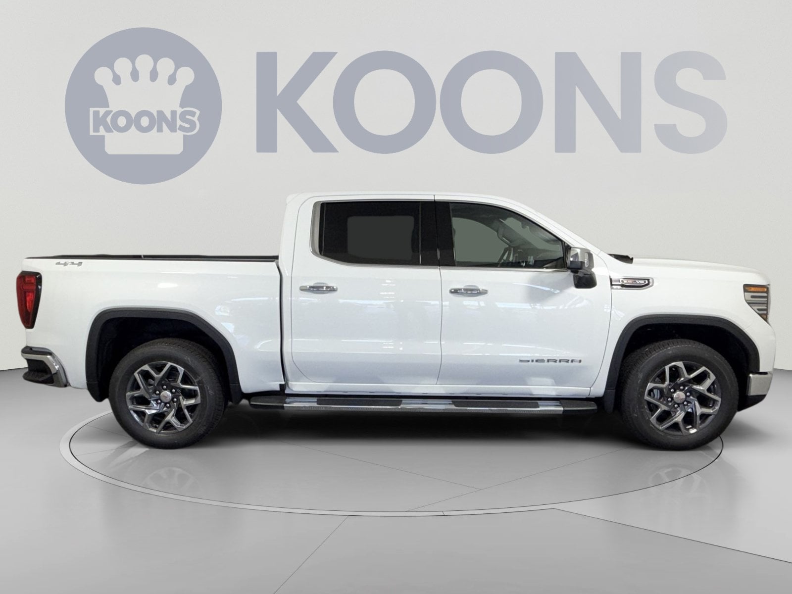 2026 GMC Sierra 1500 SLT - Photo 6