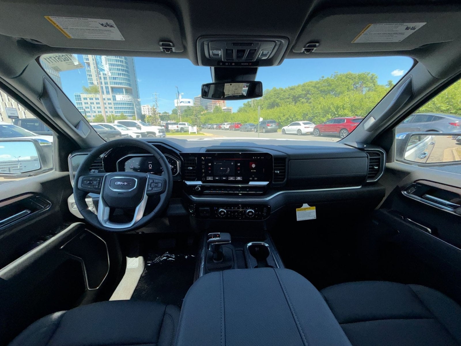 2026 GMC Sierra 1500 SLT - Photo 20