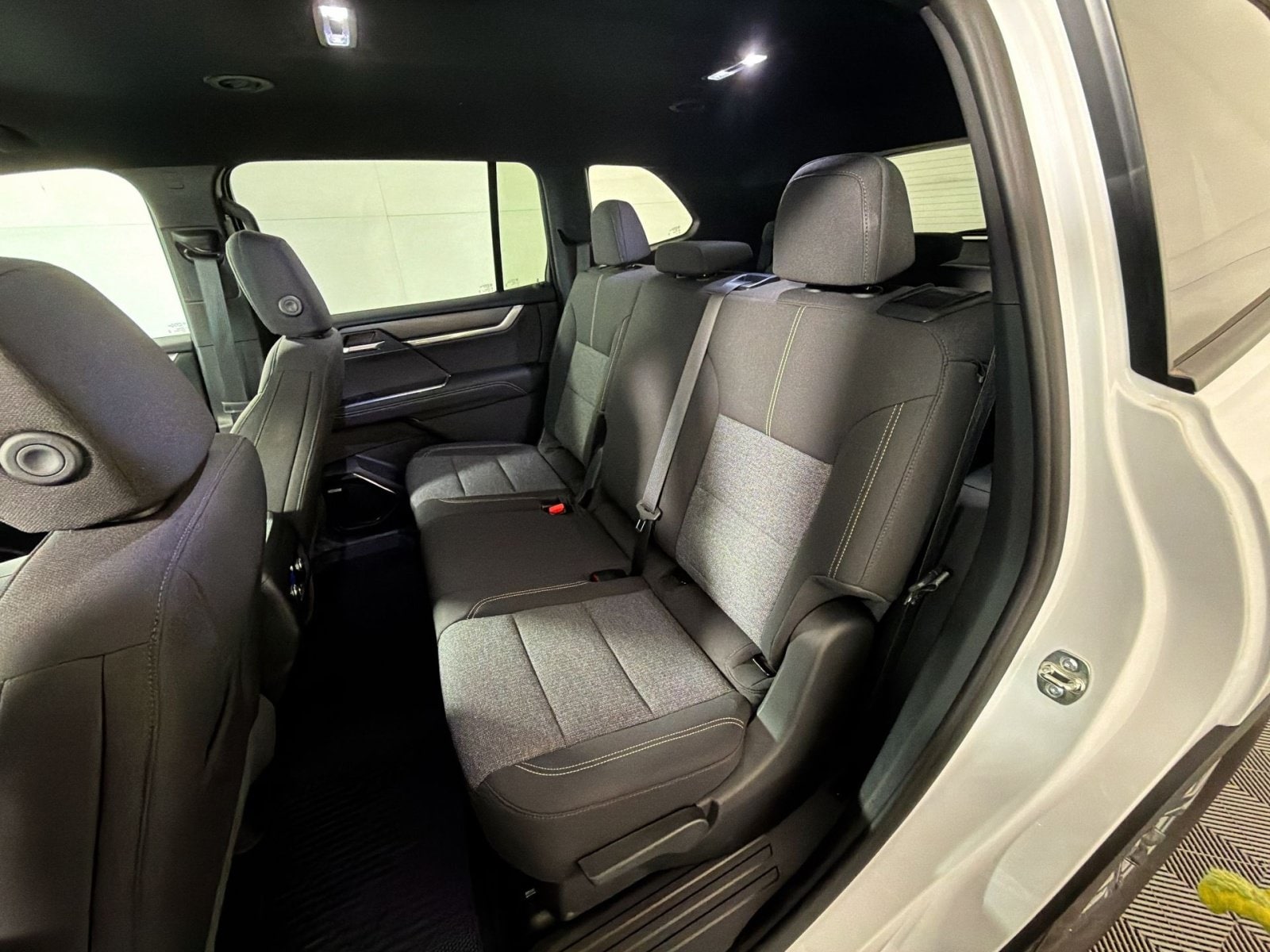 2026 GMC Acadia Elevation - Photo 21