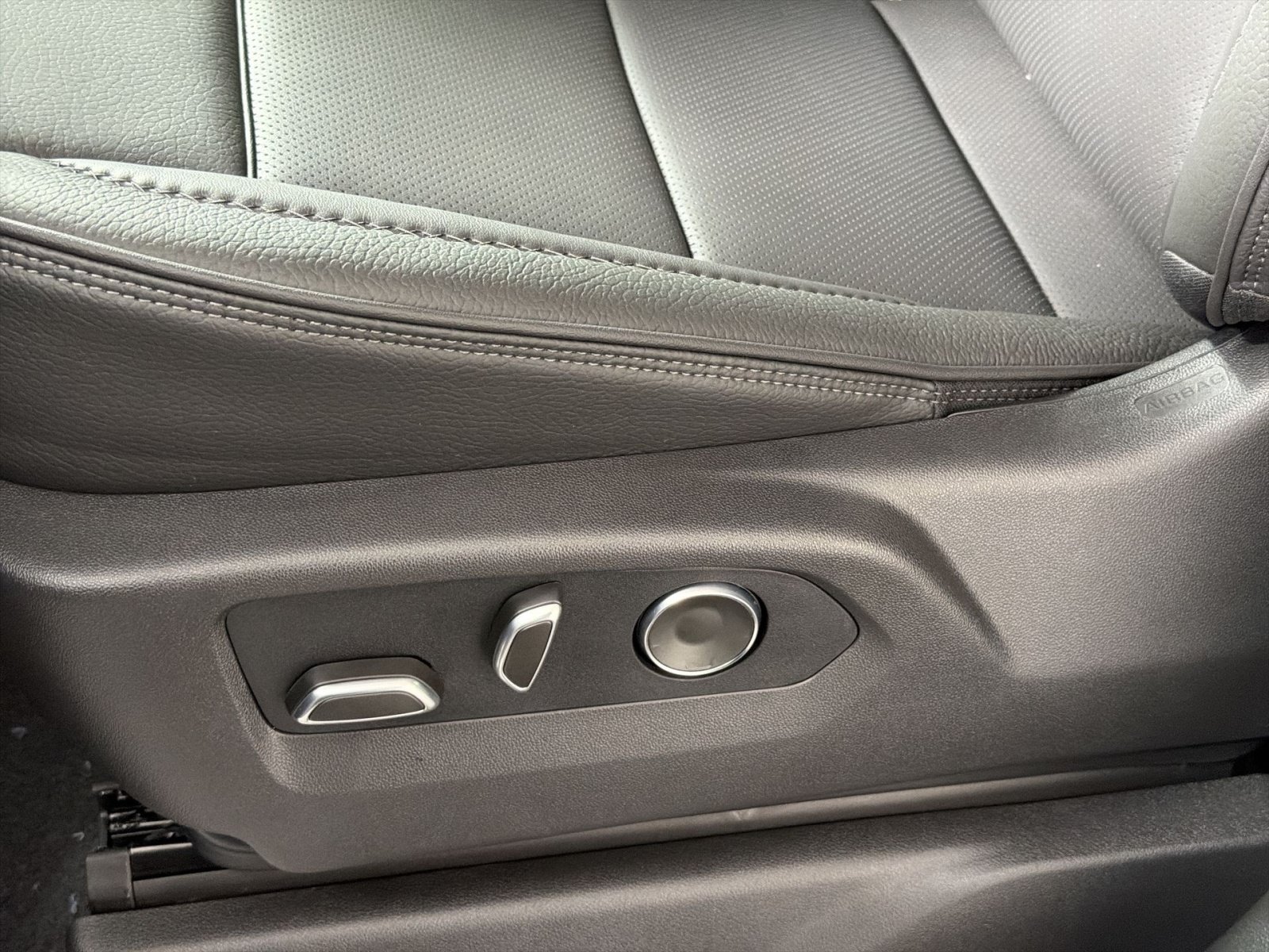 2026 GMC Sierra 1500 Denali - Photo 11