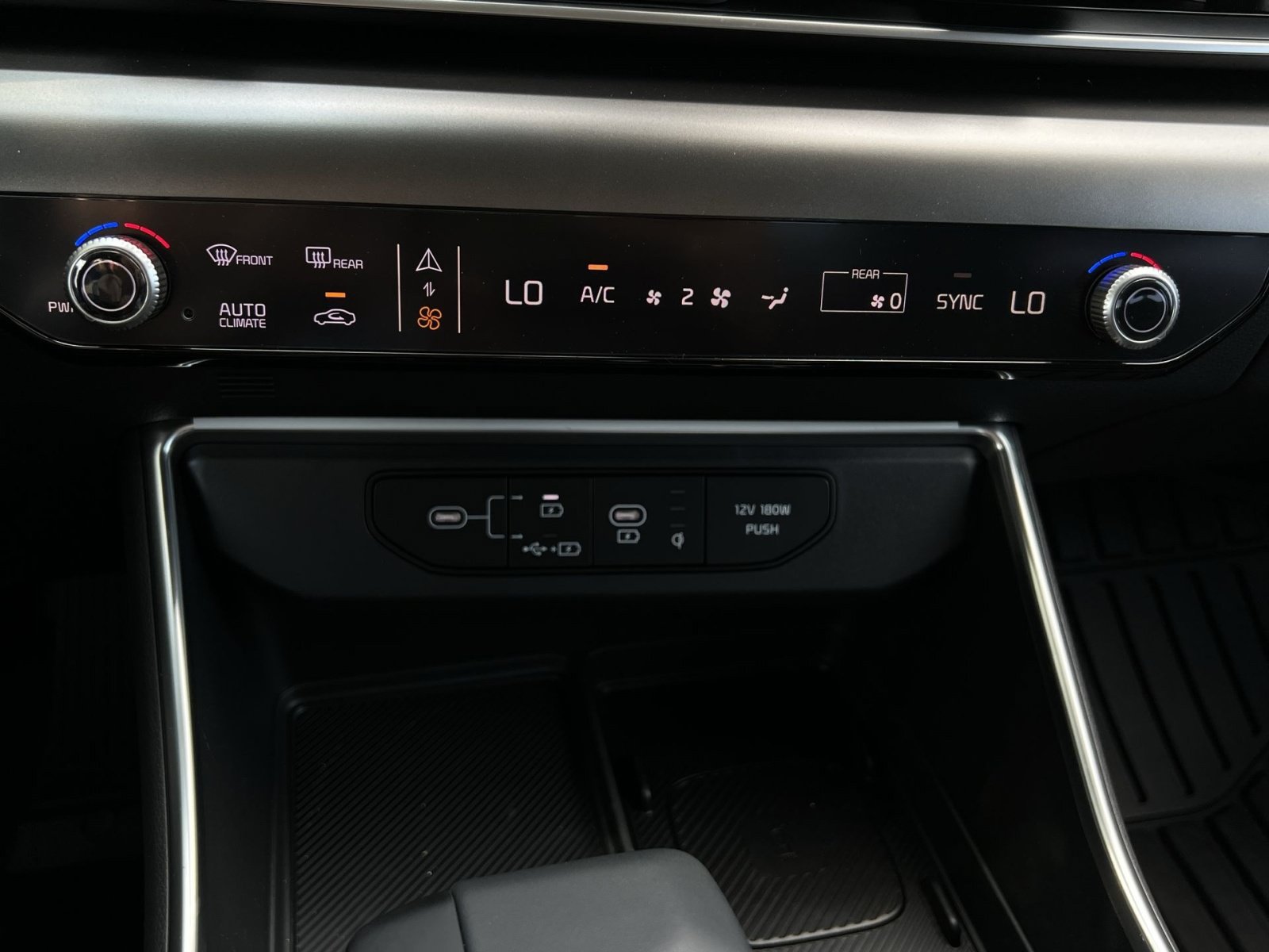 2026 Kia Carnival SX Prestige - Photo 36