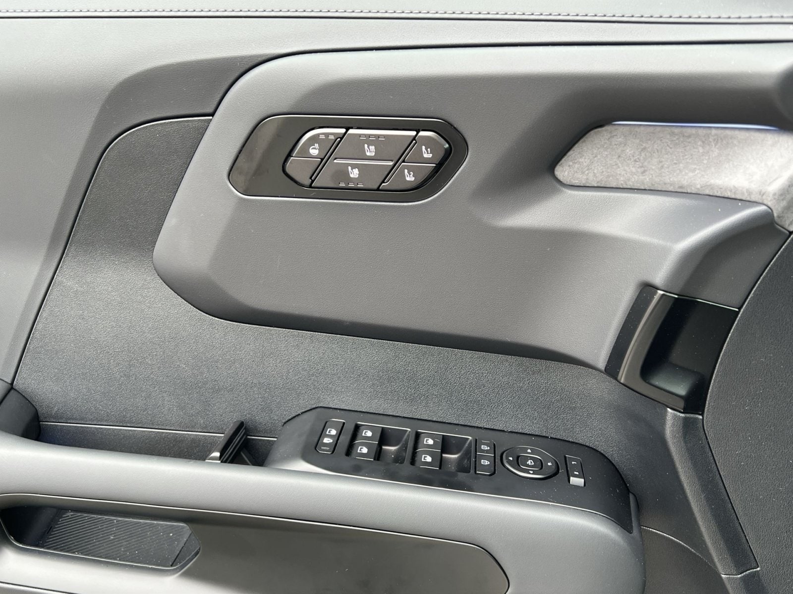 2027 Kia Telluride X-Line SX - Photo 19