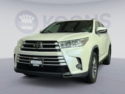 2019 Toyota Highlander SE V6 SUV