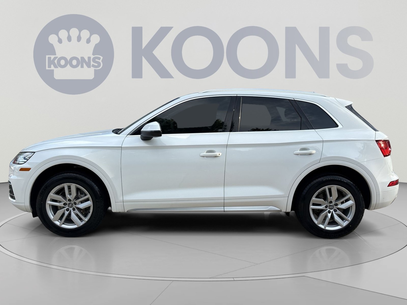 Used 2020 Audi Q5 Premium with VIN WA1ANAFY9L2040301 for sale in Woodbridge, VA