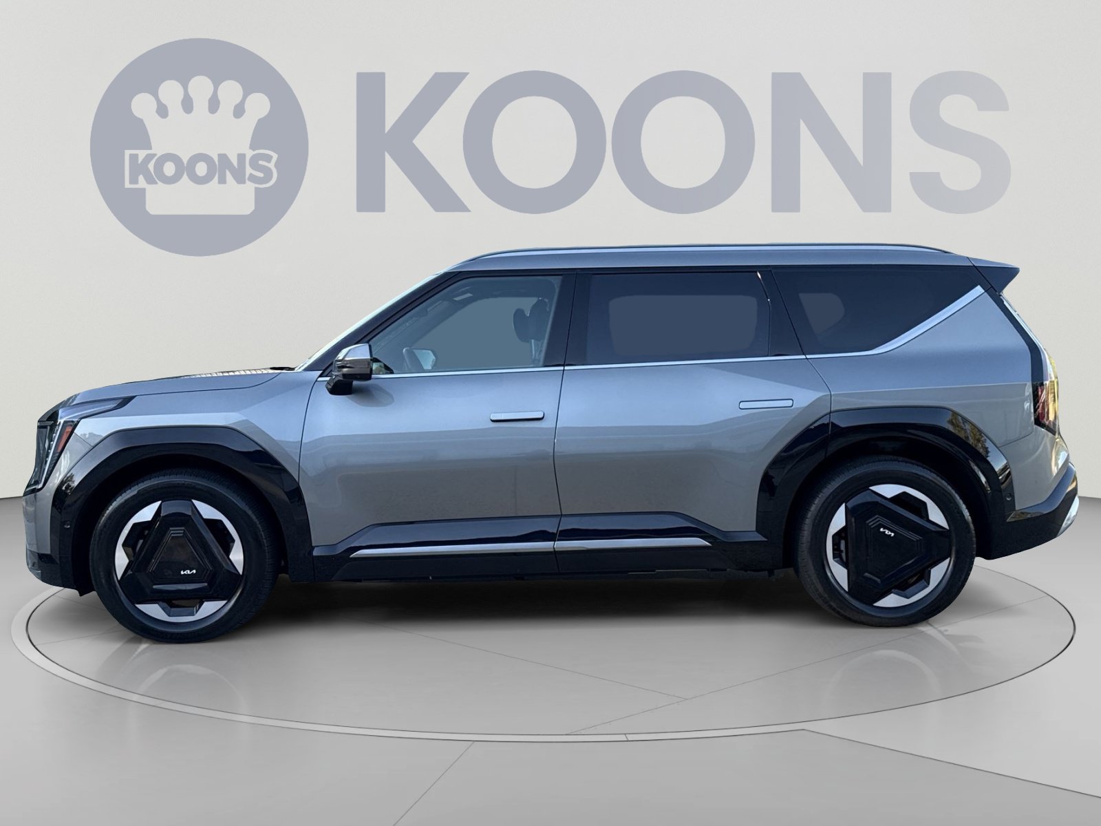 Used 2024 Kia EV9 Land with VIN KNDADFS50R6034924 for sale in Woodbridge, VA