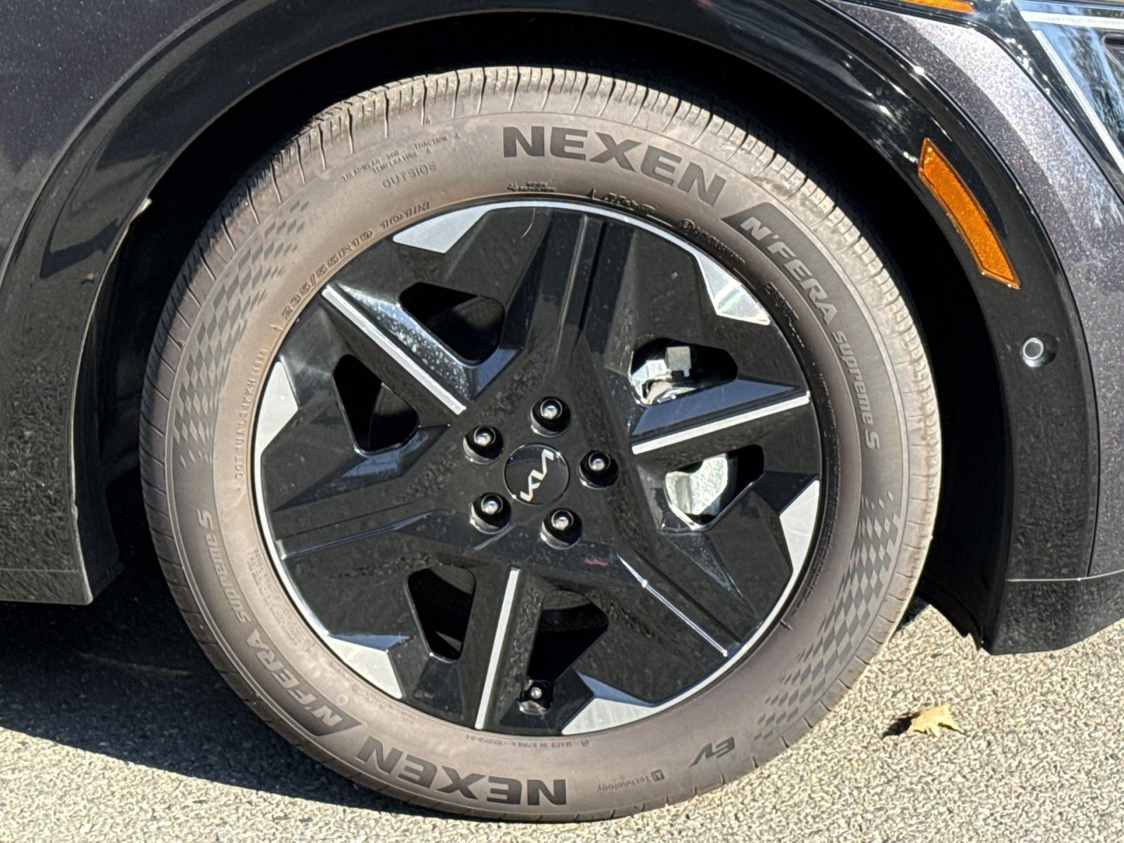 2025 Kia EV6 Wind - Photo 13