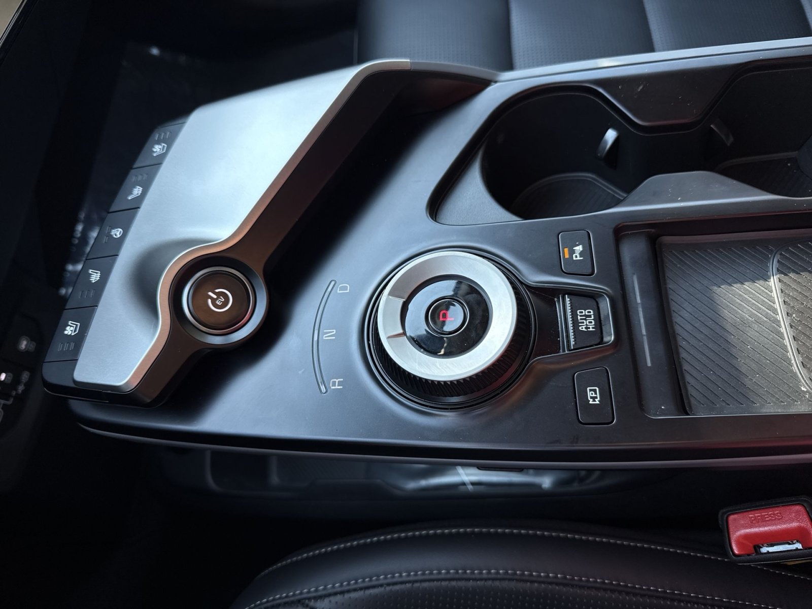 2025 Kia EV6 Wind - Photo 30