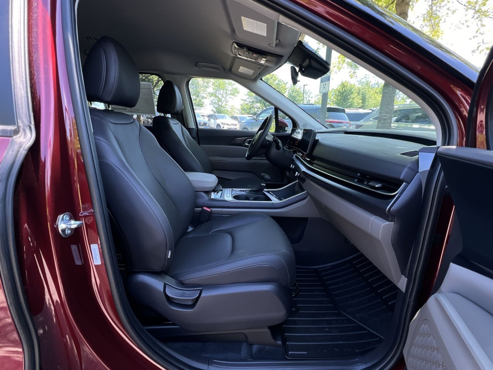 2026 Kia Carnival LXS - Photo 43