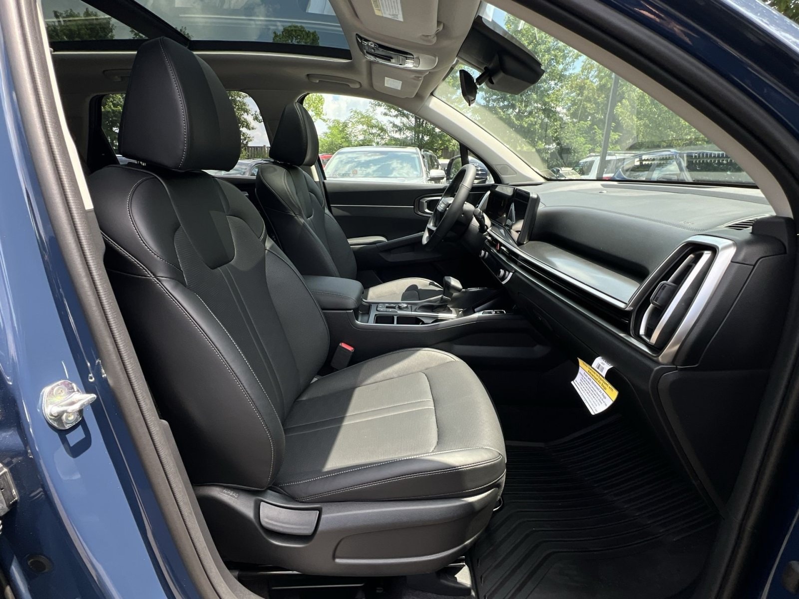 2026 Kia Sorento S - Photo 34