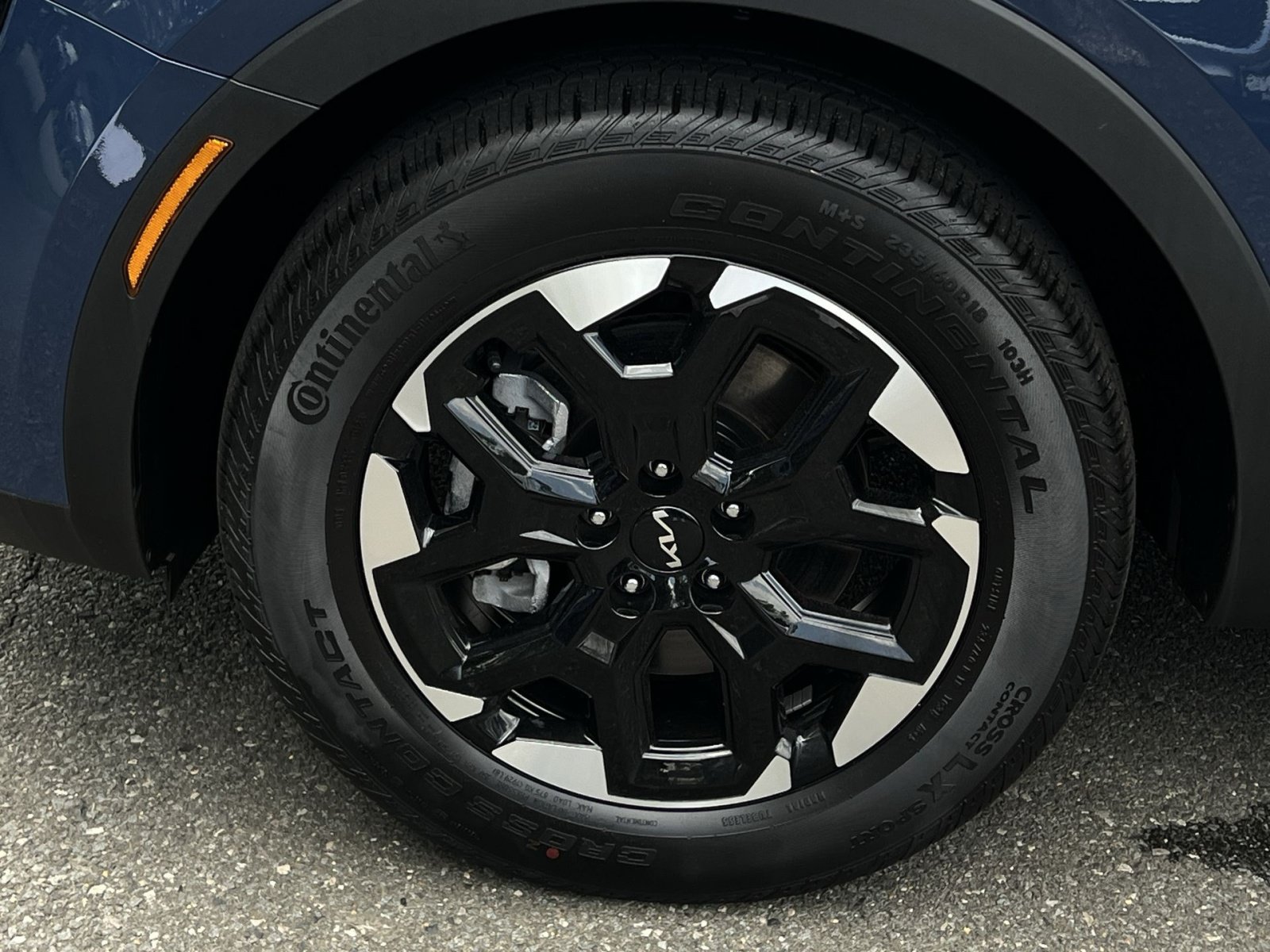 2026 Kia Sorento S - Photo 17