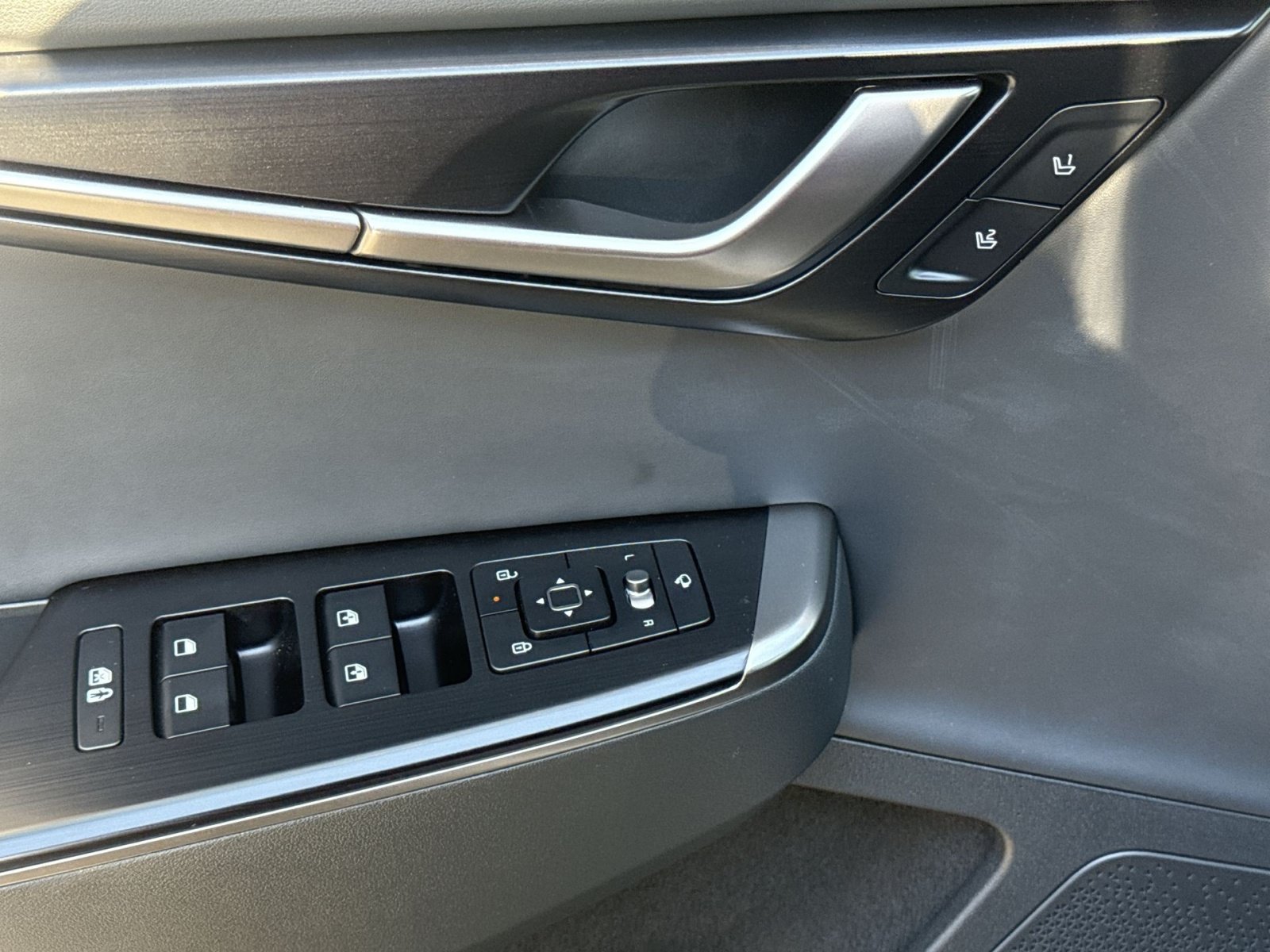2025 Kia EV6 Wind - Photo 19