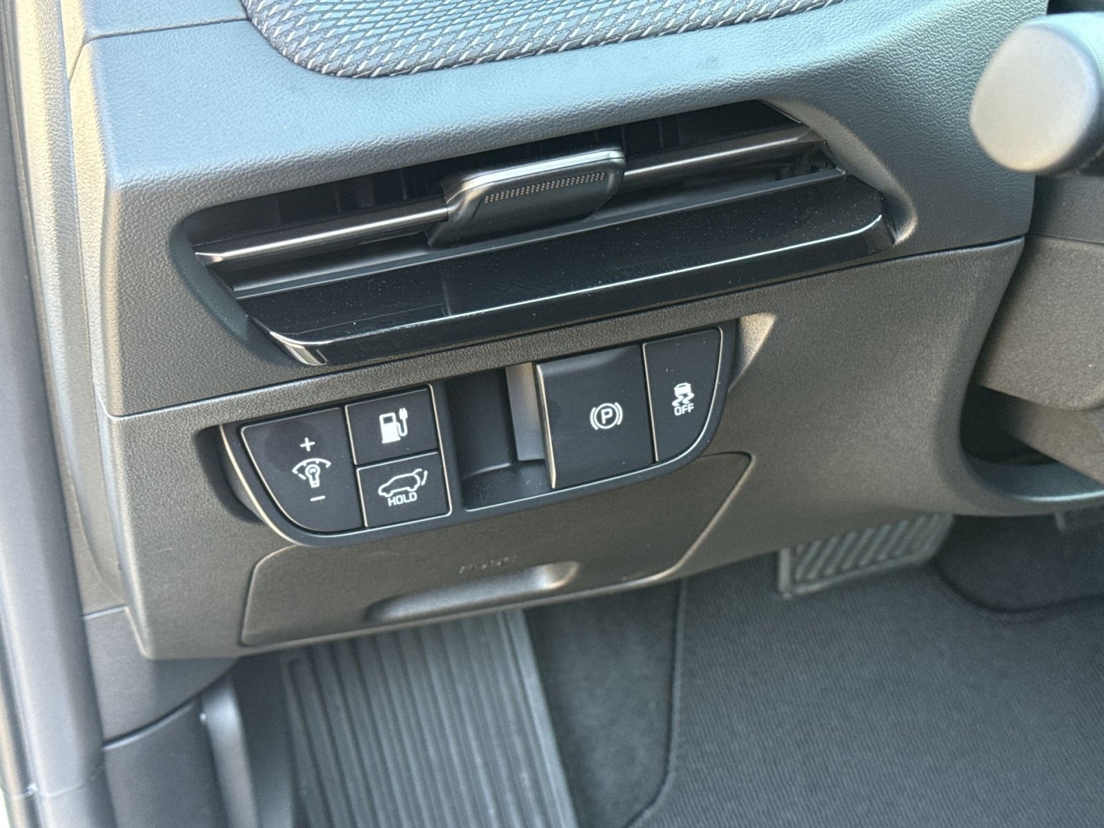 2025 Kia EV6 Wind - Photo 21
