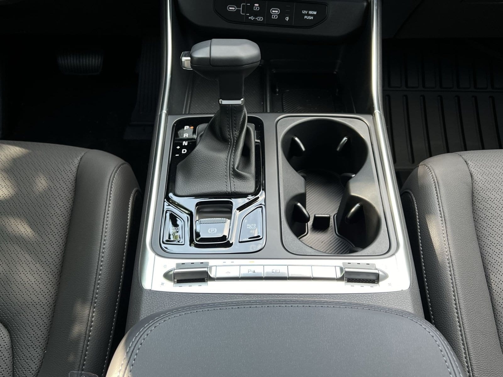 2026 Kia Carnival SX Prestige - Photo 37