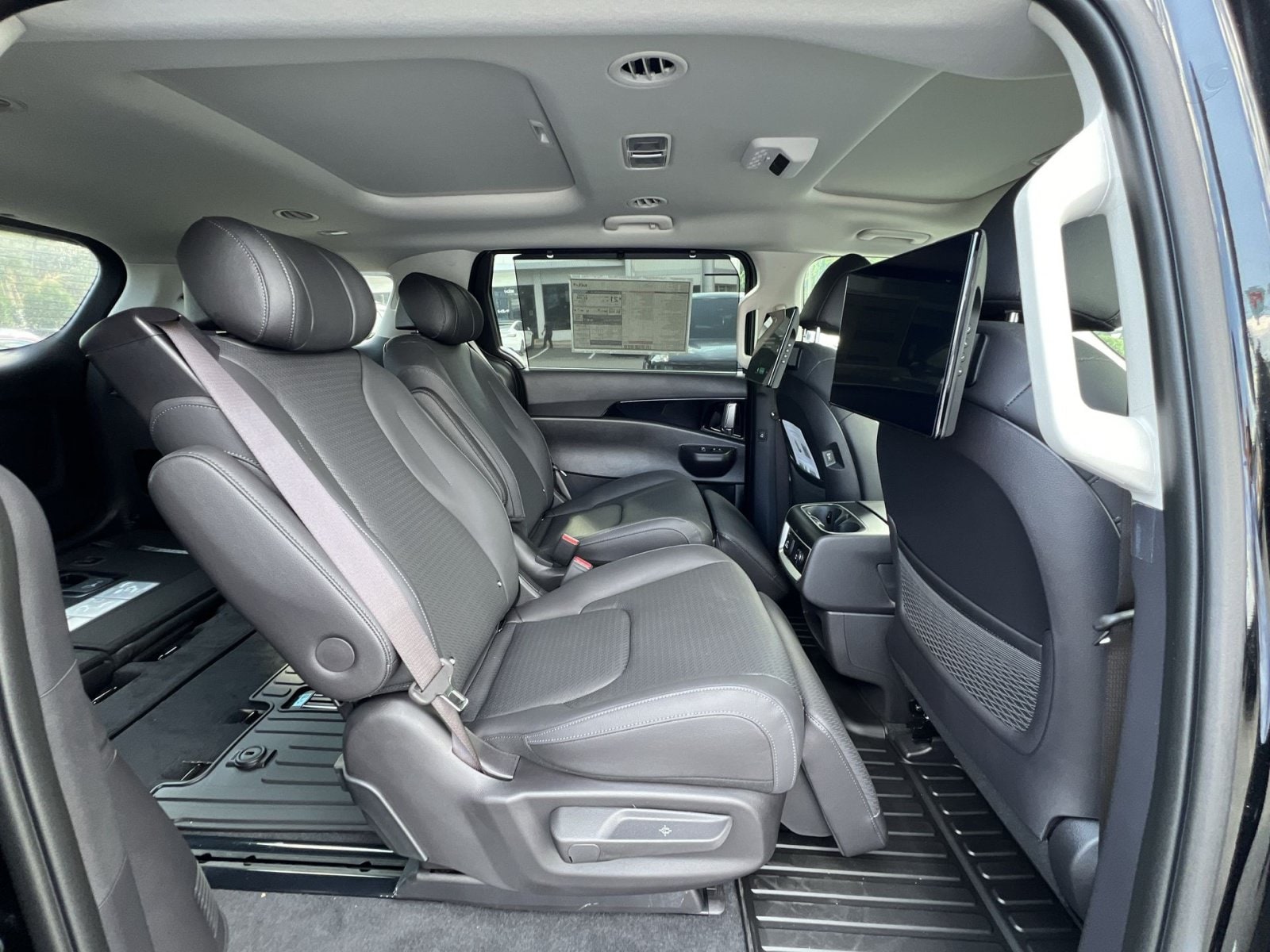 2026 Kia Carnival SX Prestige - Photo 33