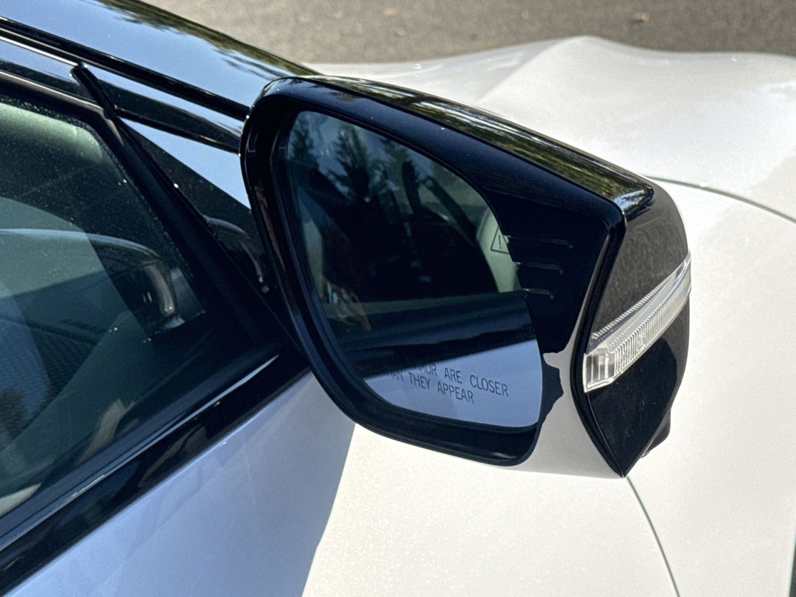 2025 Kia EV6 Wind - Photo 14
