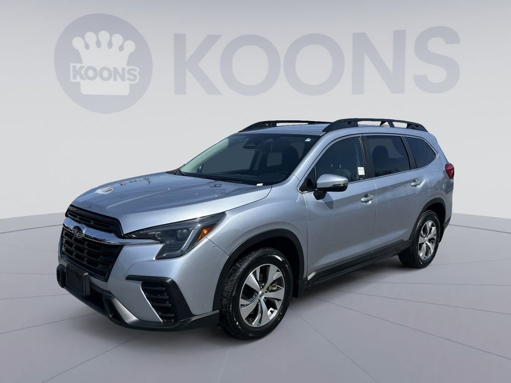 2023 Subaru Ascent Premium 8 Passenger's photo