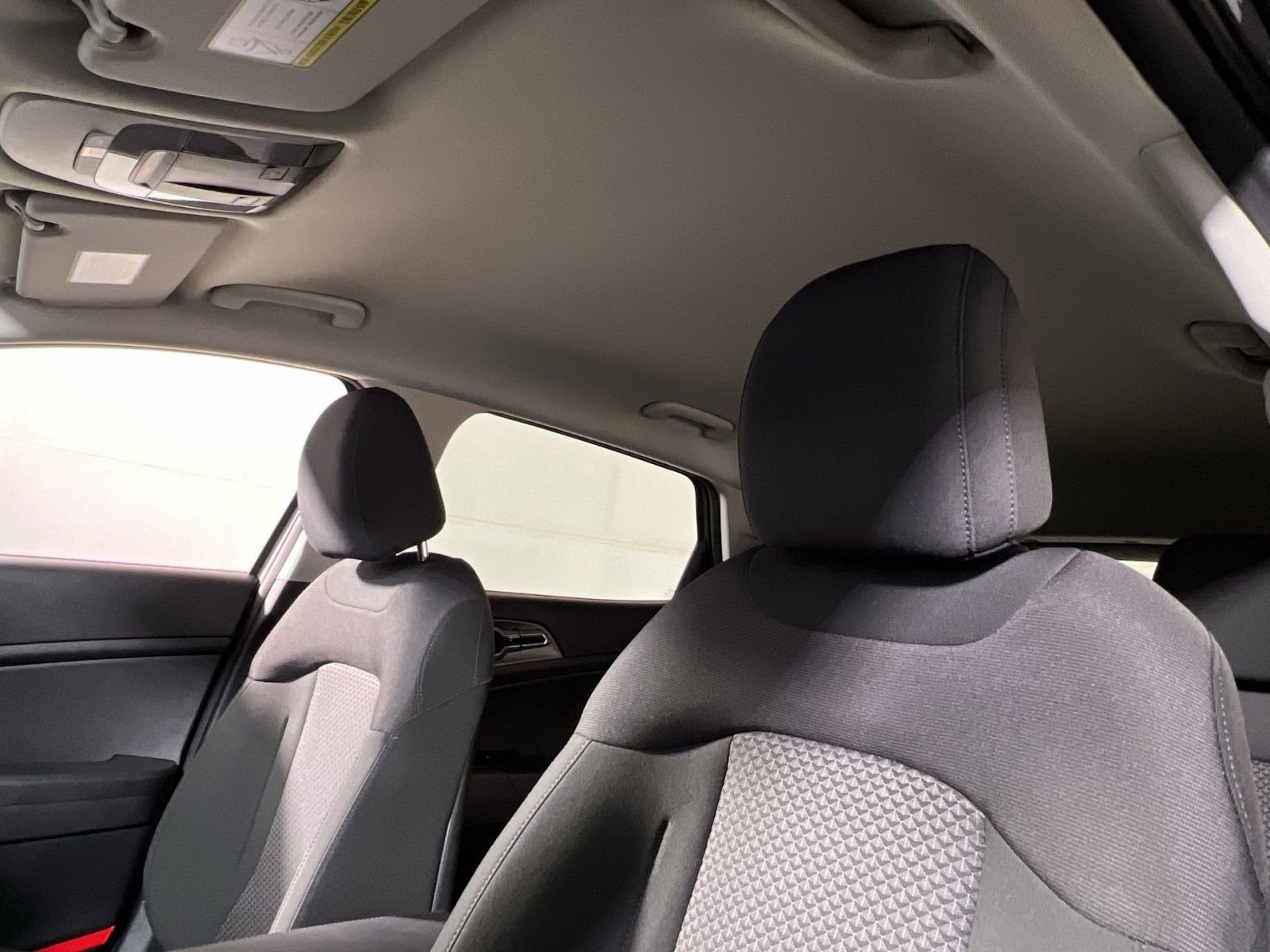 2026 Kia Sportage S Hybrid - Photo 22