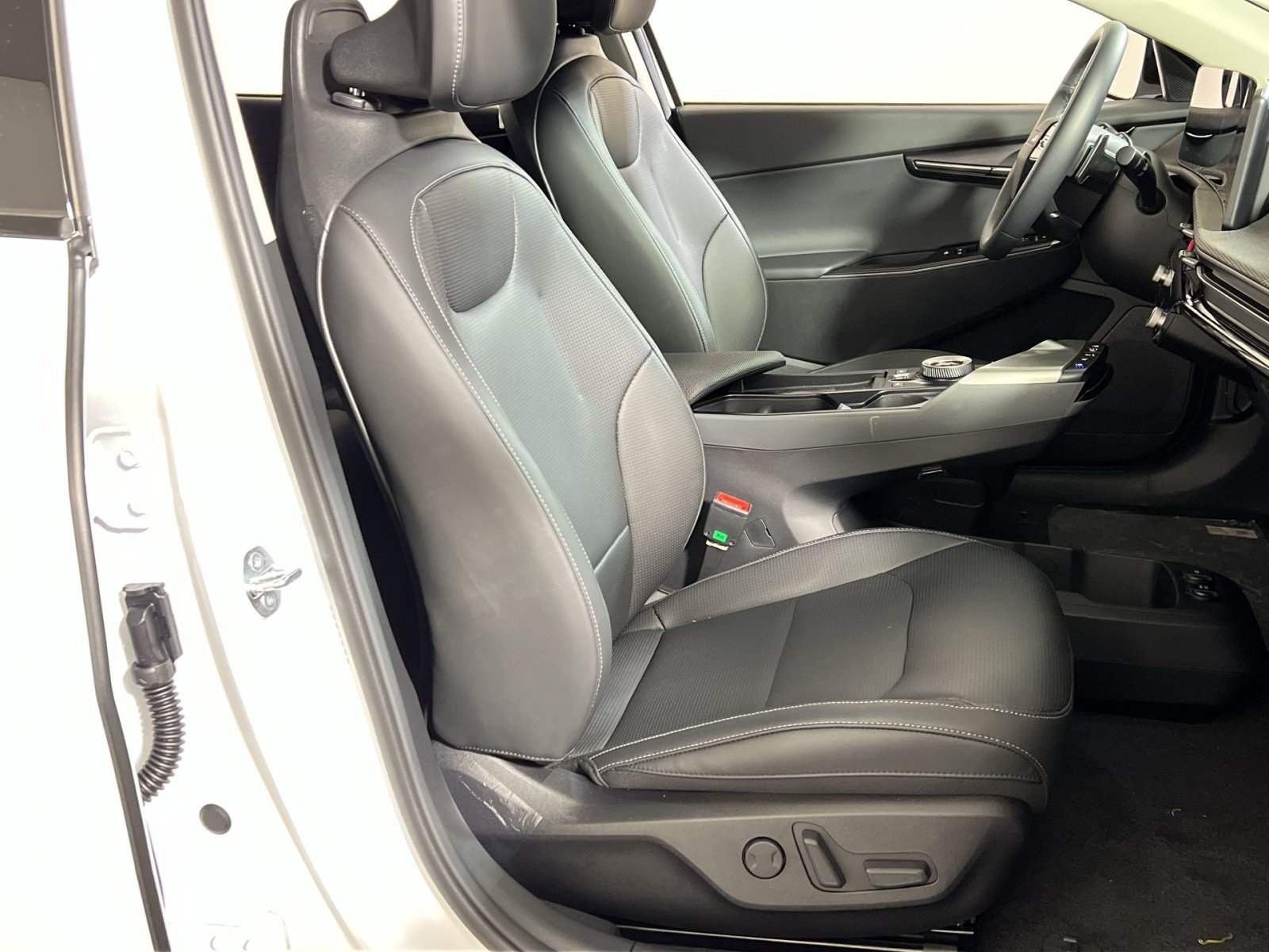 2025 Kia EV6 Wind - Photo 26