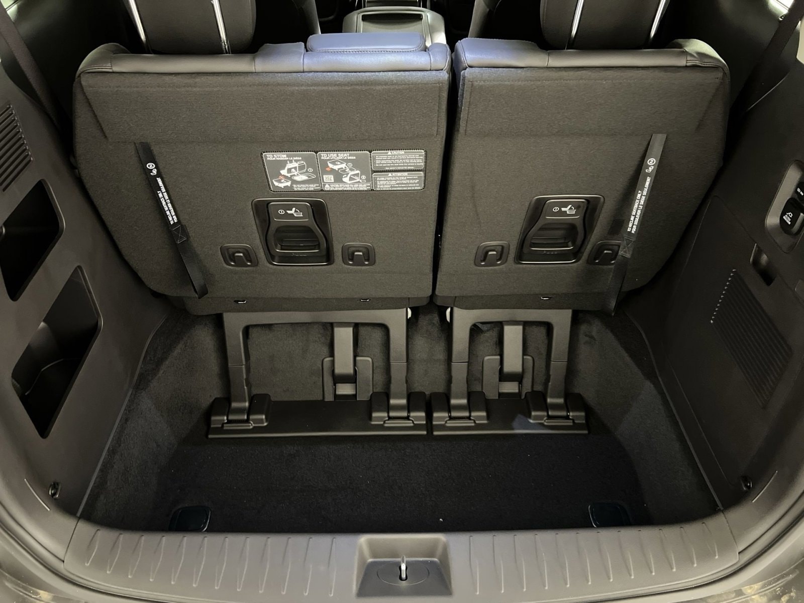 2026 Kia Carnival SX Prestige - Photo 25