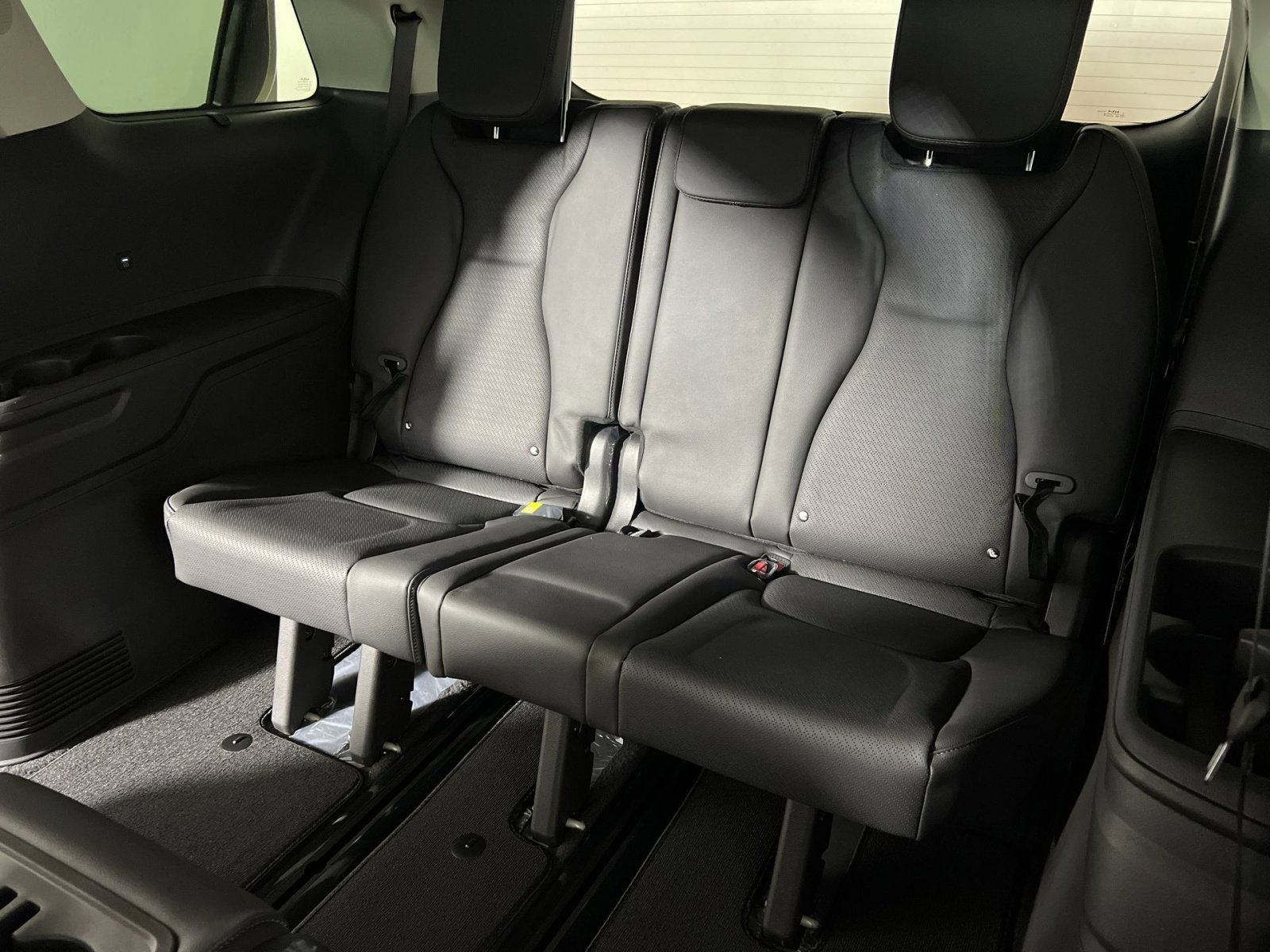 2026 Kia Carnival SX Prestige - Photo 24