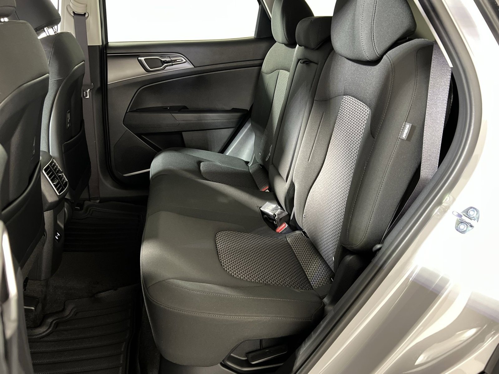 2026 Kia Sportage S Hybrid - Photo 23