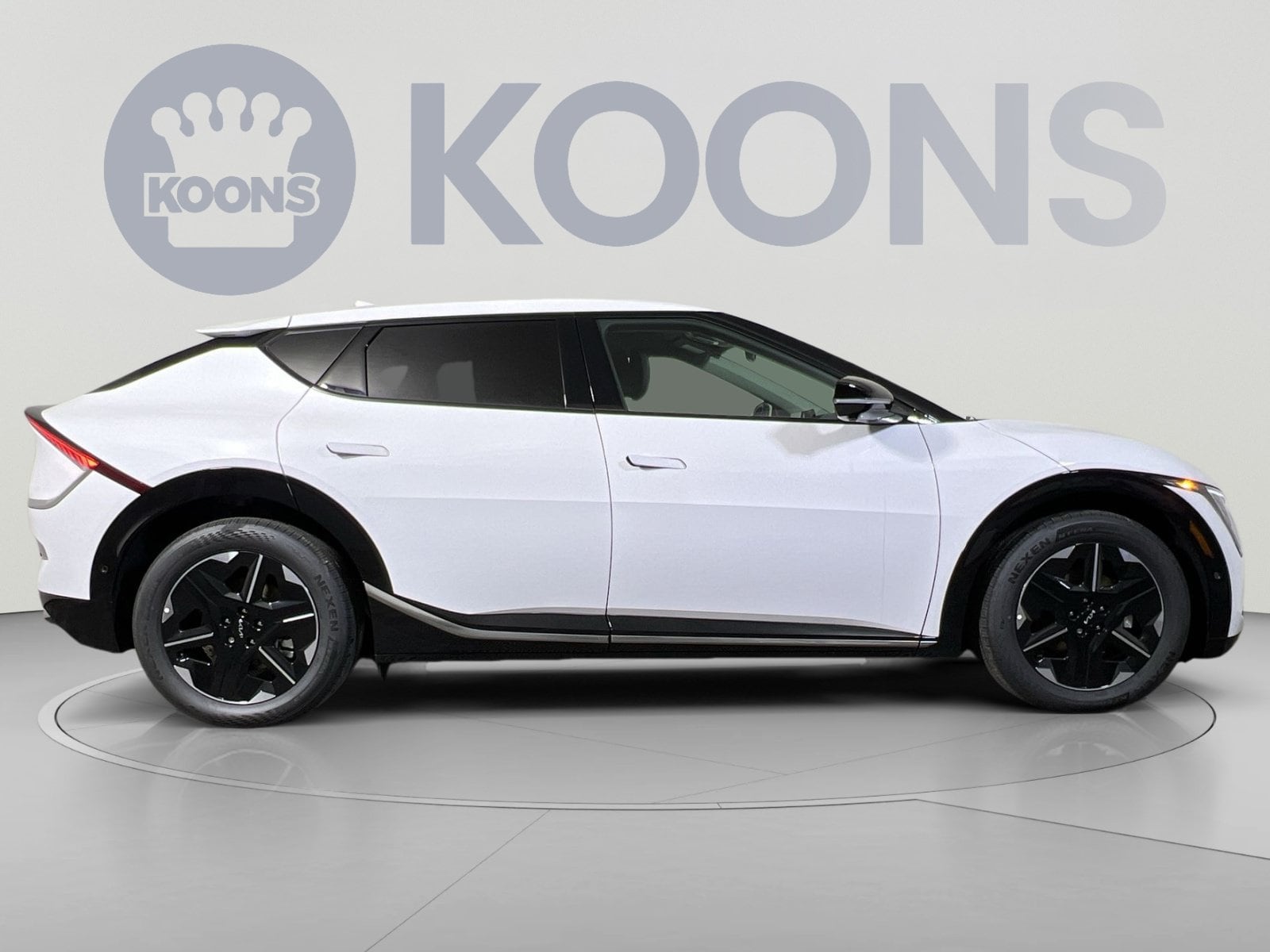 2025 Kia EV6 Wind - Photo 7