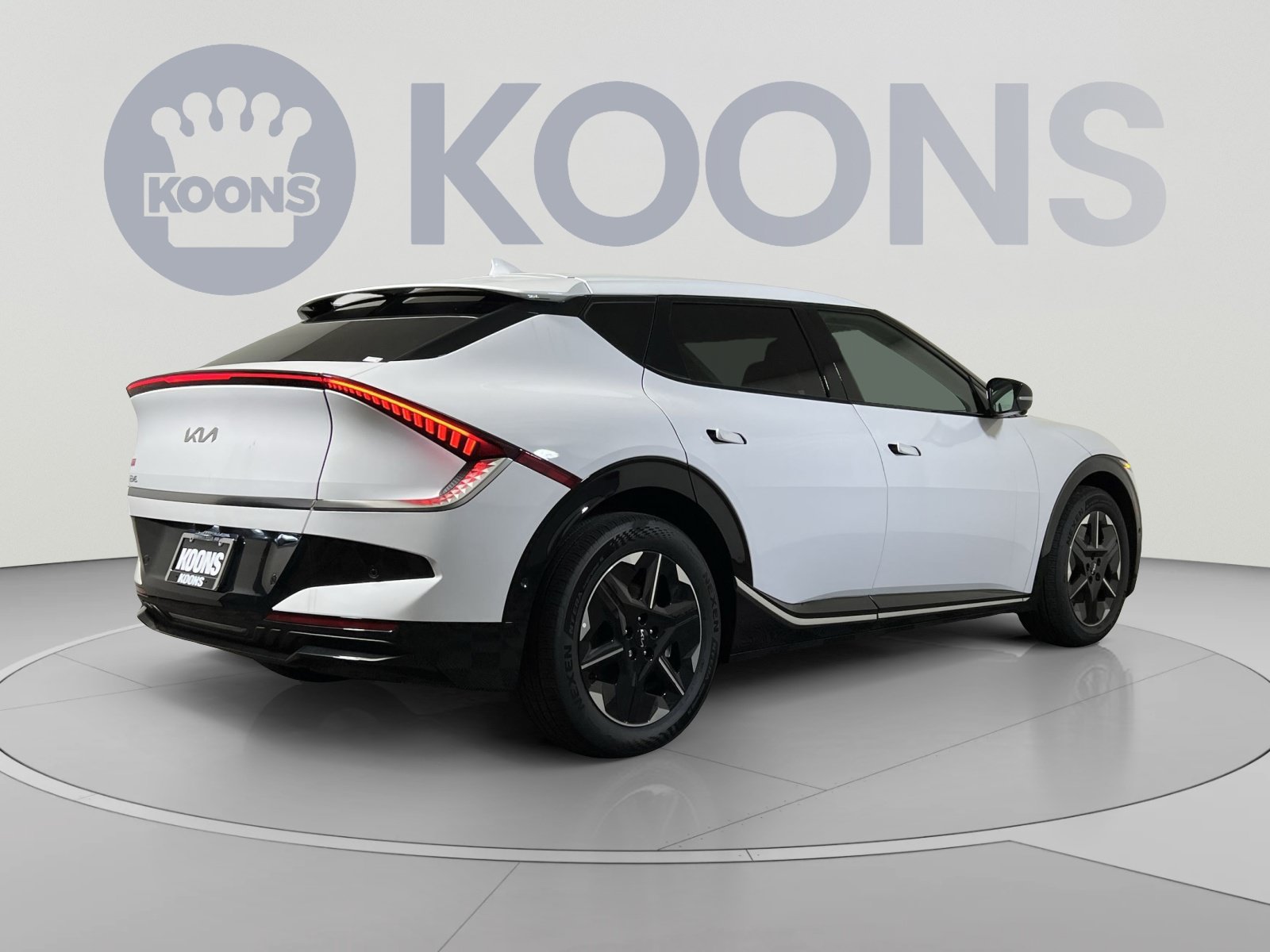 2025 Kia EV6 Wind - Photo 5