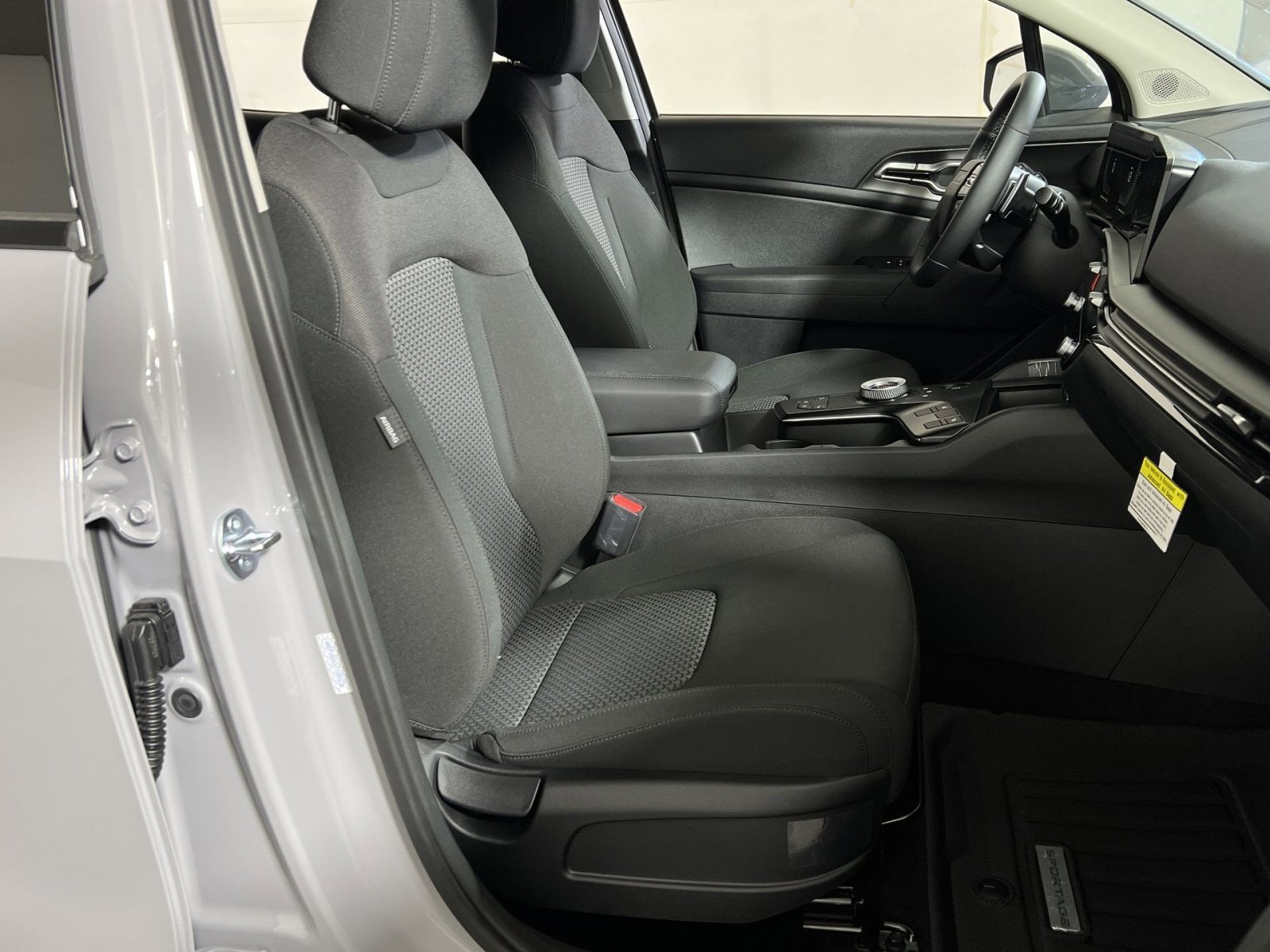 2026 Kia Sportage S Hybrid - Photo 25