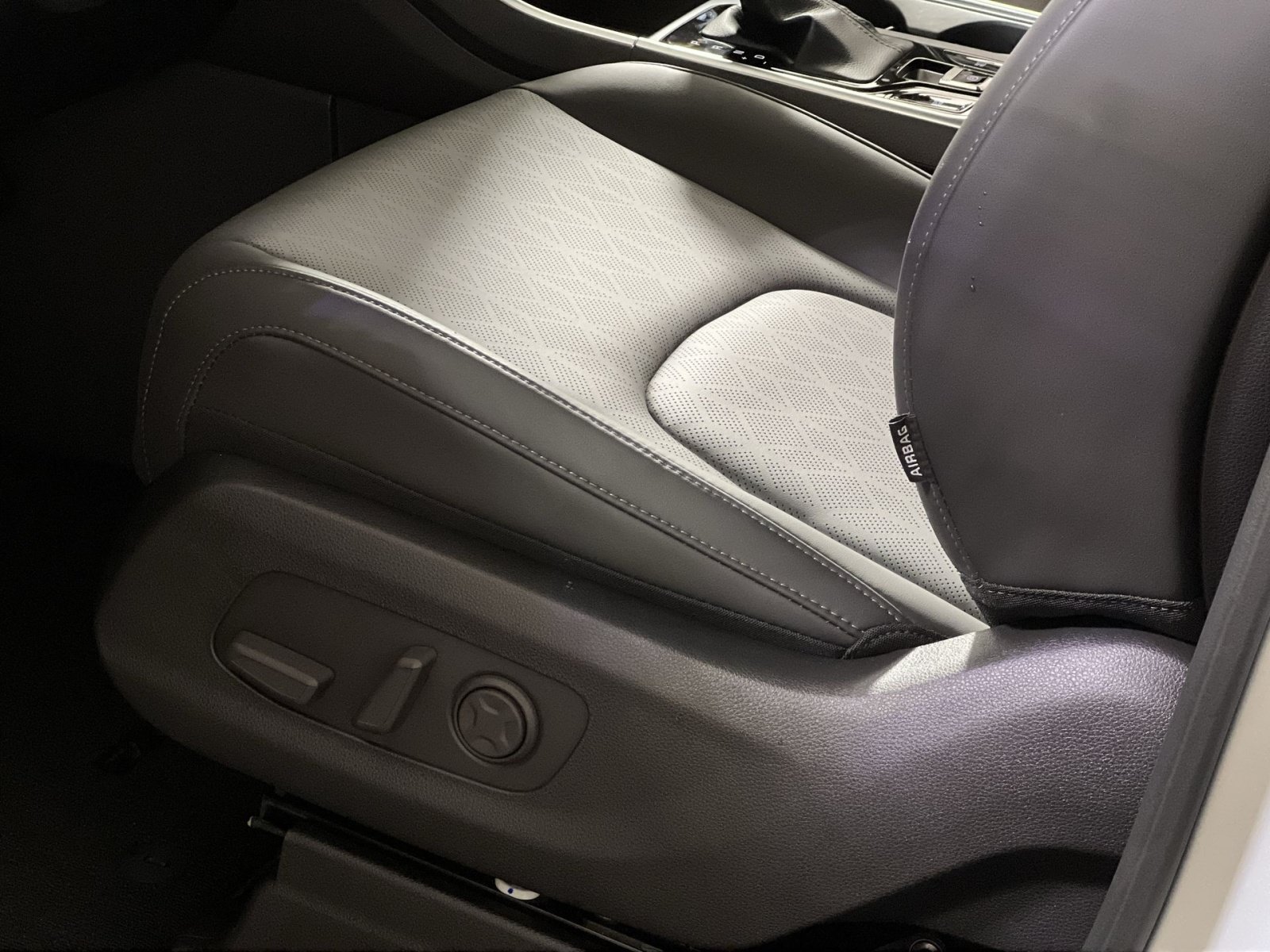 2026 Kia Carnival SX - Photo 12