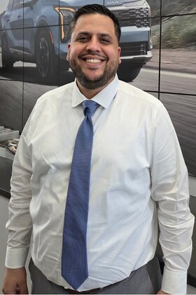 Staff member Javier Rivera from ID_617131