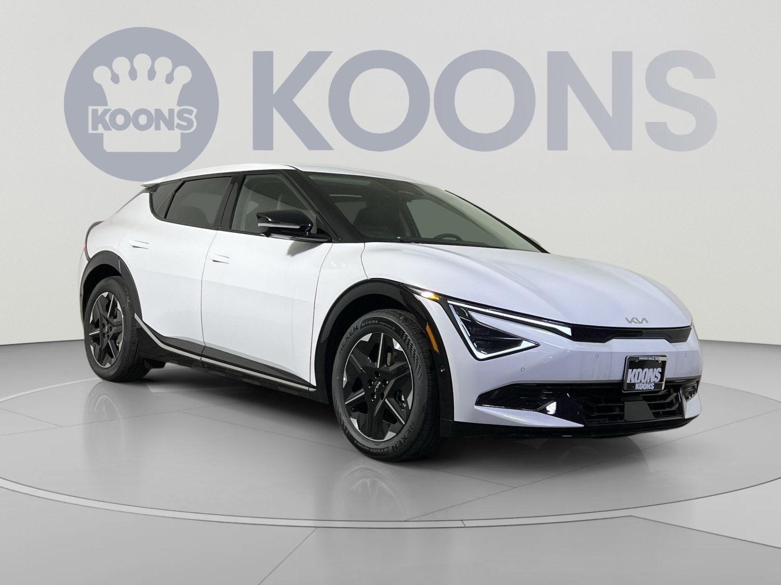 2025 Kia EV6 Wind - Photo 8