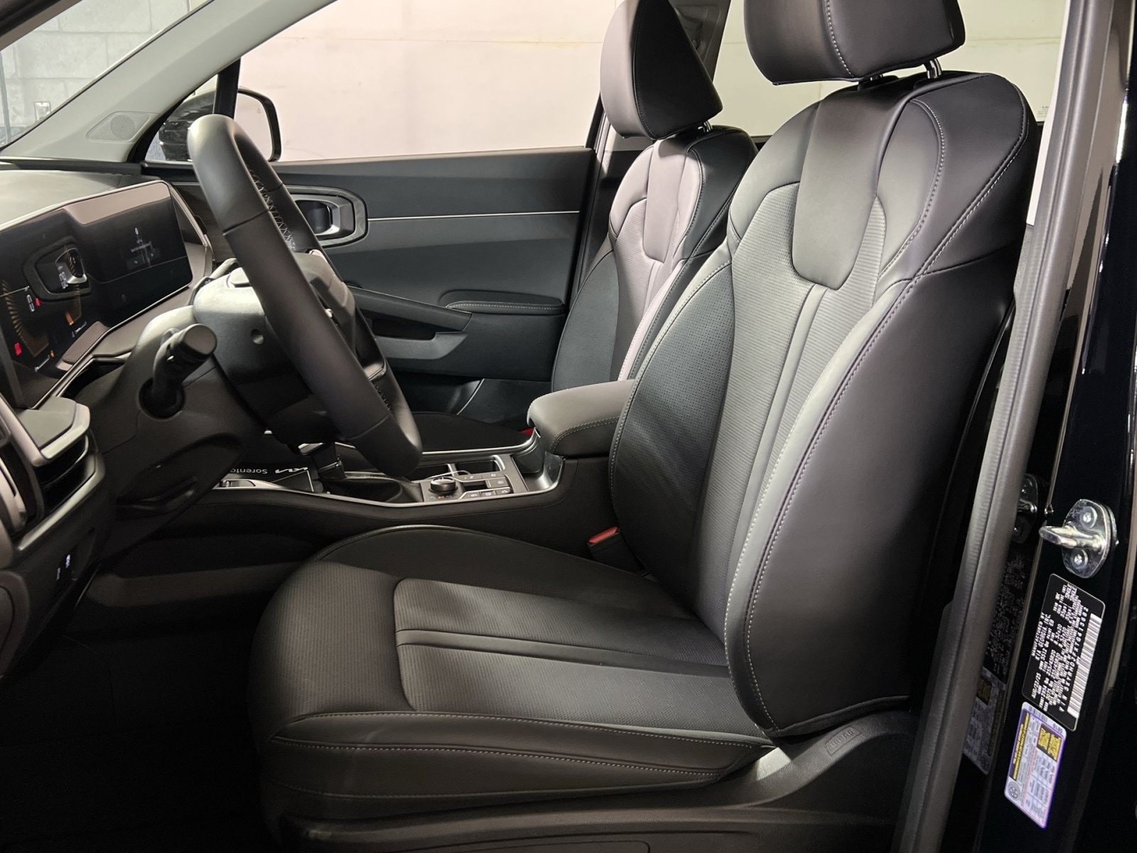 2026 Kia Sorento X-Line EX - Photo 11