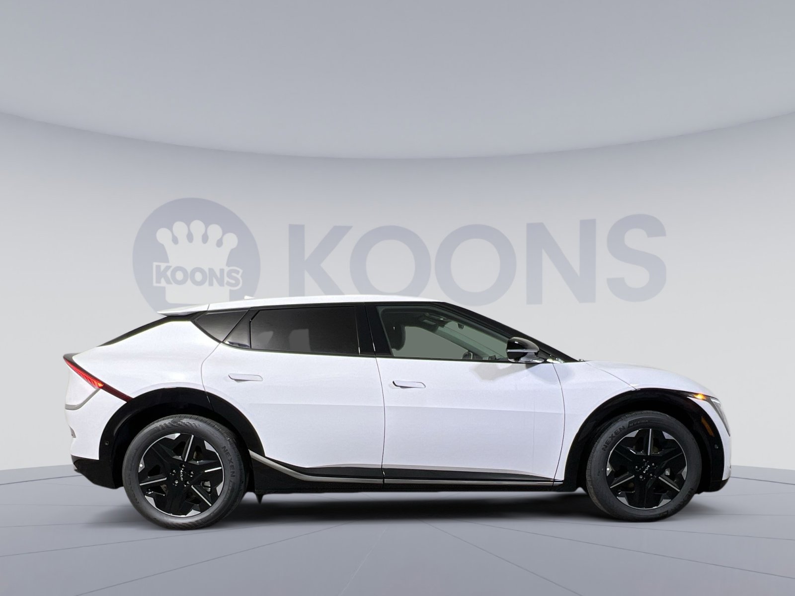 2025 Kia EV6 Wind - Photo 7