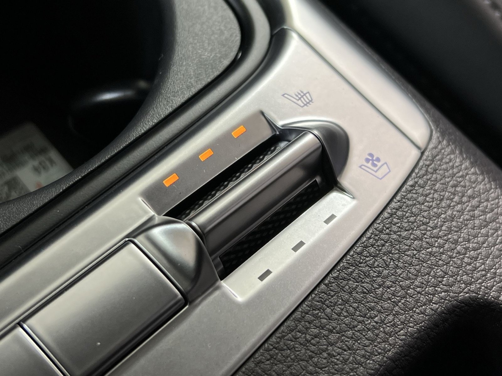 2026 Kia Carnival SX - Photo 35