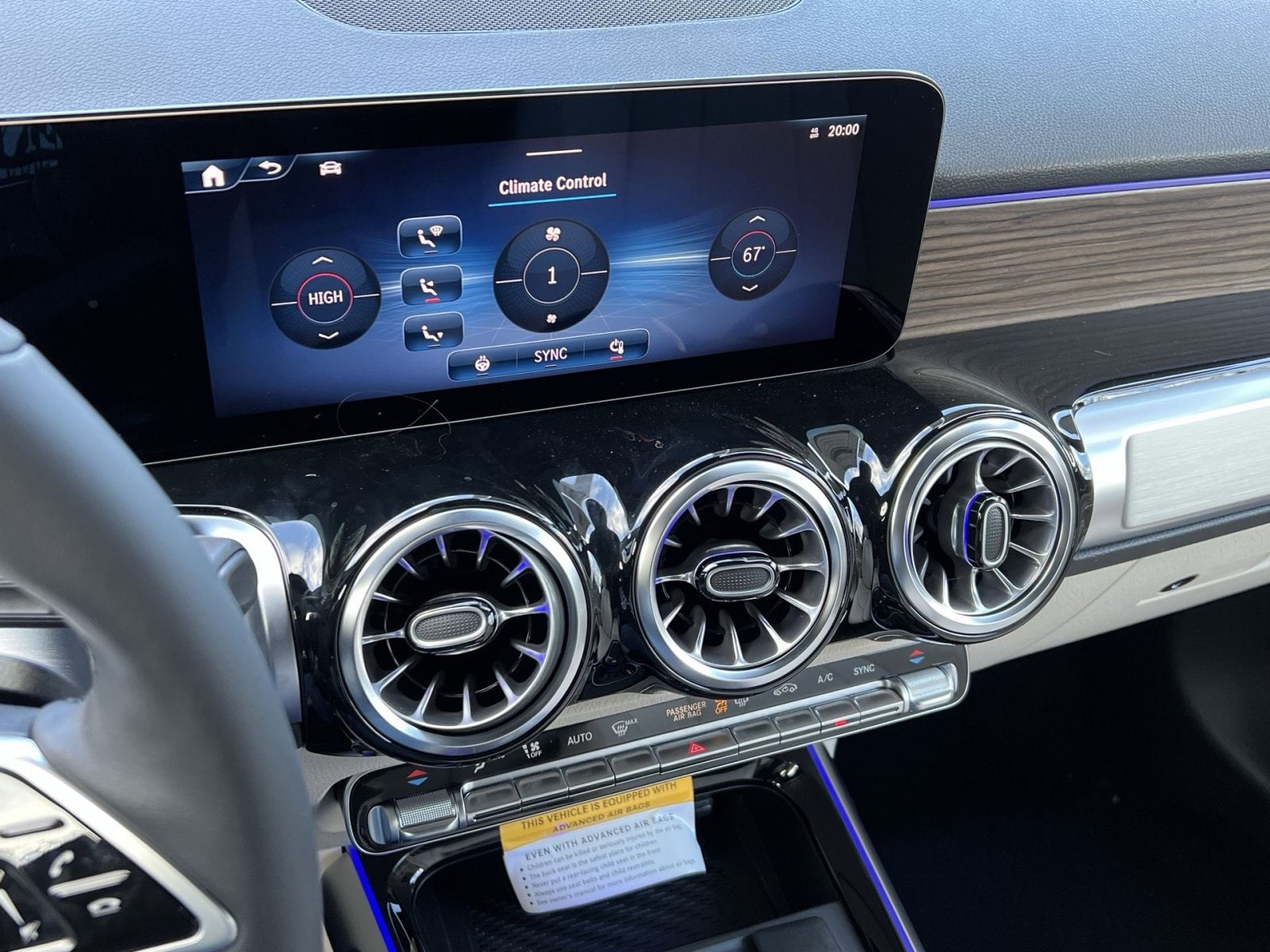 2026 Mercedes-Benz GLB GLB 250 - Photo 19
