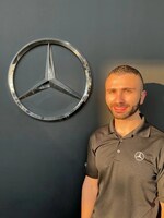 Staff member Yousef Loussi from ID_c4bbb3