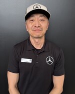 Staff member Daniel "DJ" Jeon from ID_d22844