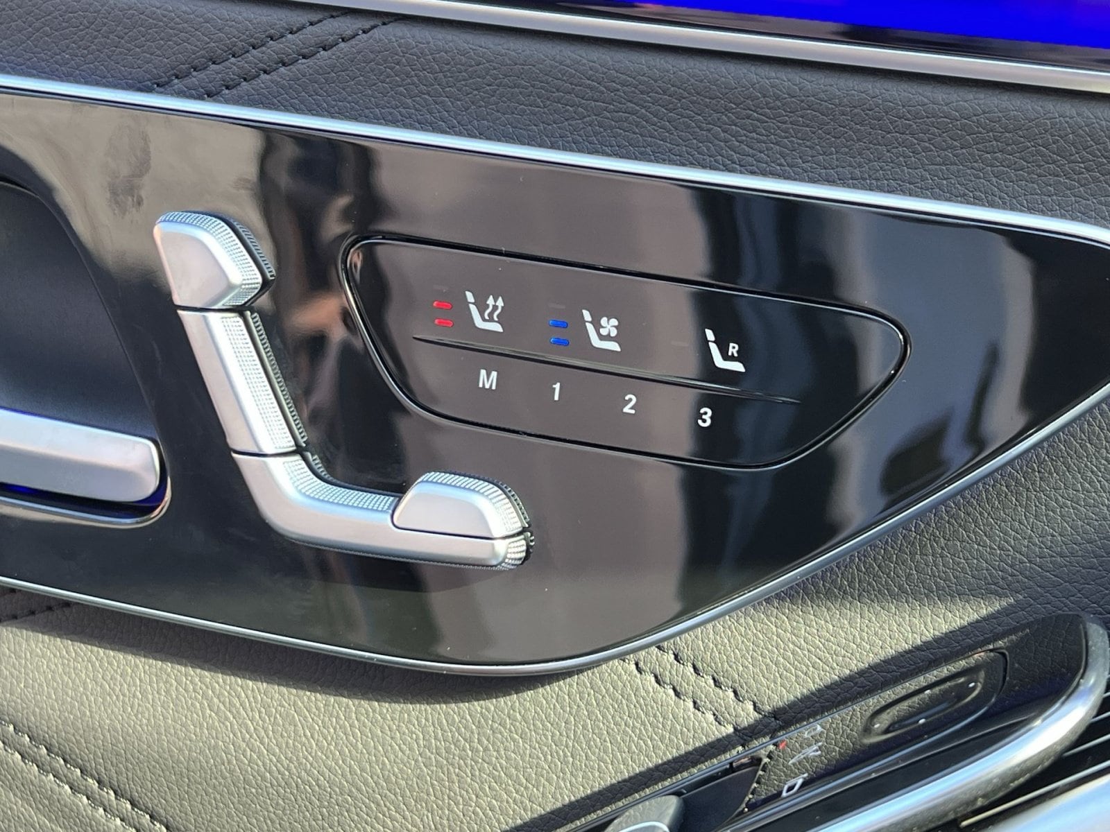 2026 Mercedes-Benz S-Class AMG S 63 - Photo 35